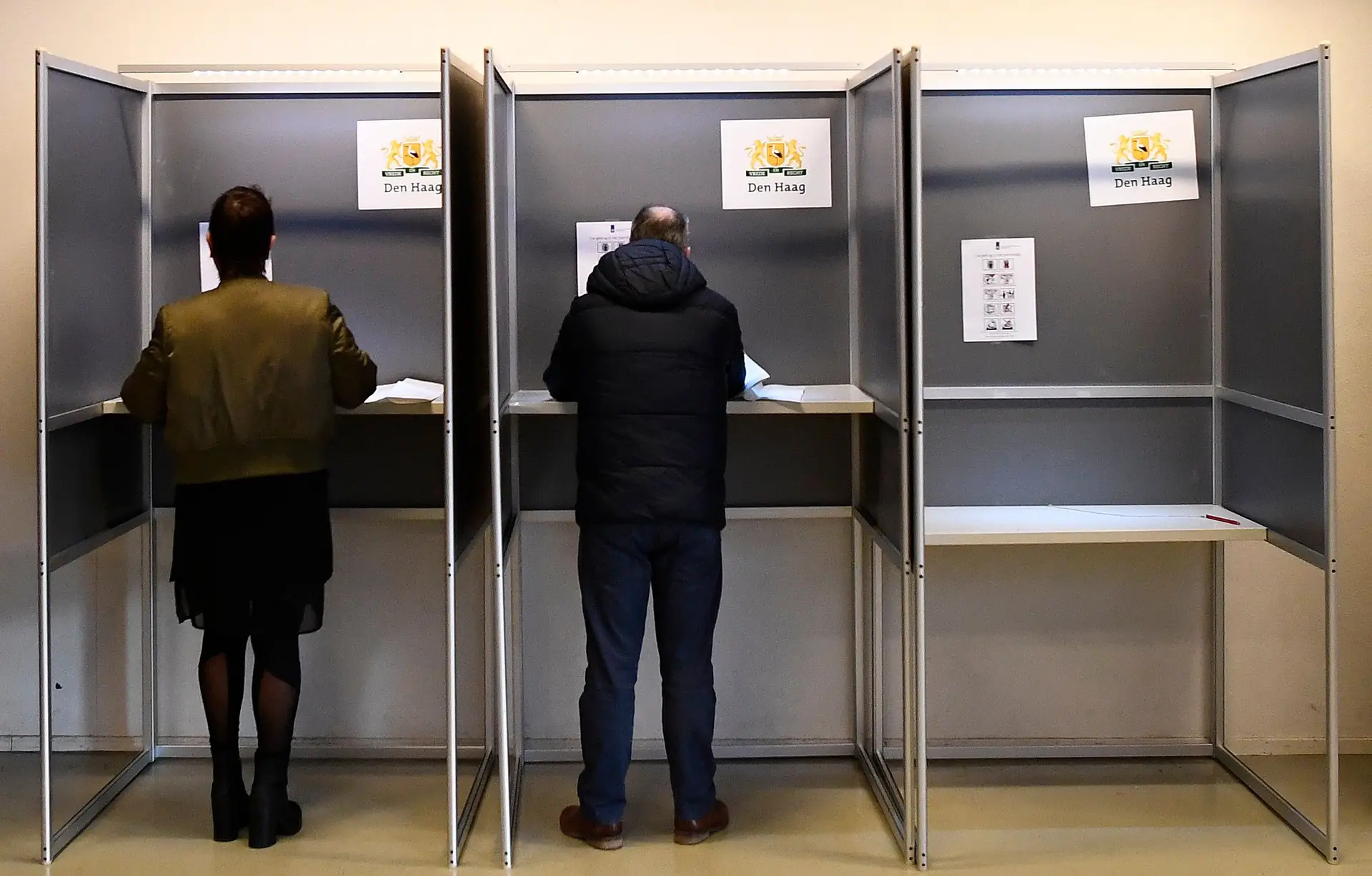 Governo diz que portugueses não têm preocupação excecional sobre eleições na Holanda