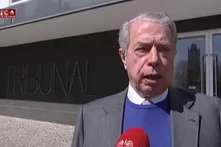 Governo também pode ter uma palavra a dizer sobre a saída de Carlos Costa, diz Salgado