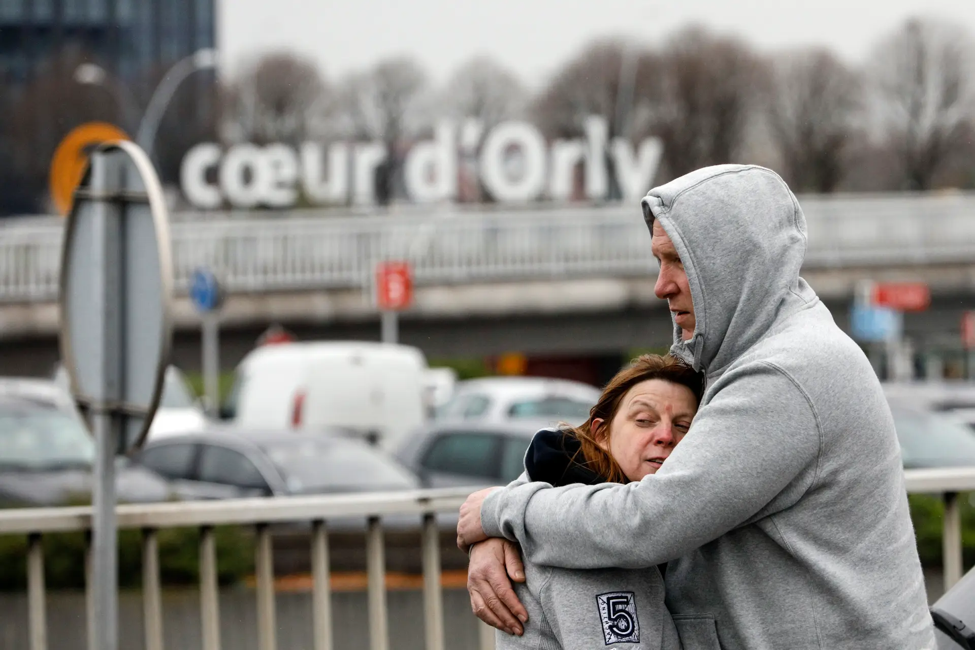 Francês abatido no aeroporto de Orly afirmou-se pronto a "matar e morrer por Alá"