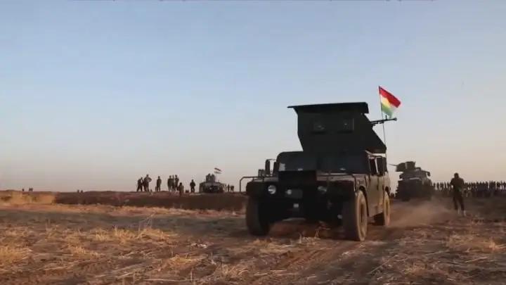 Forças iraquianas retiram famílias dos bairros controlados pelo Daesh em Mossul