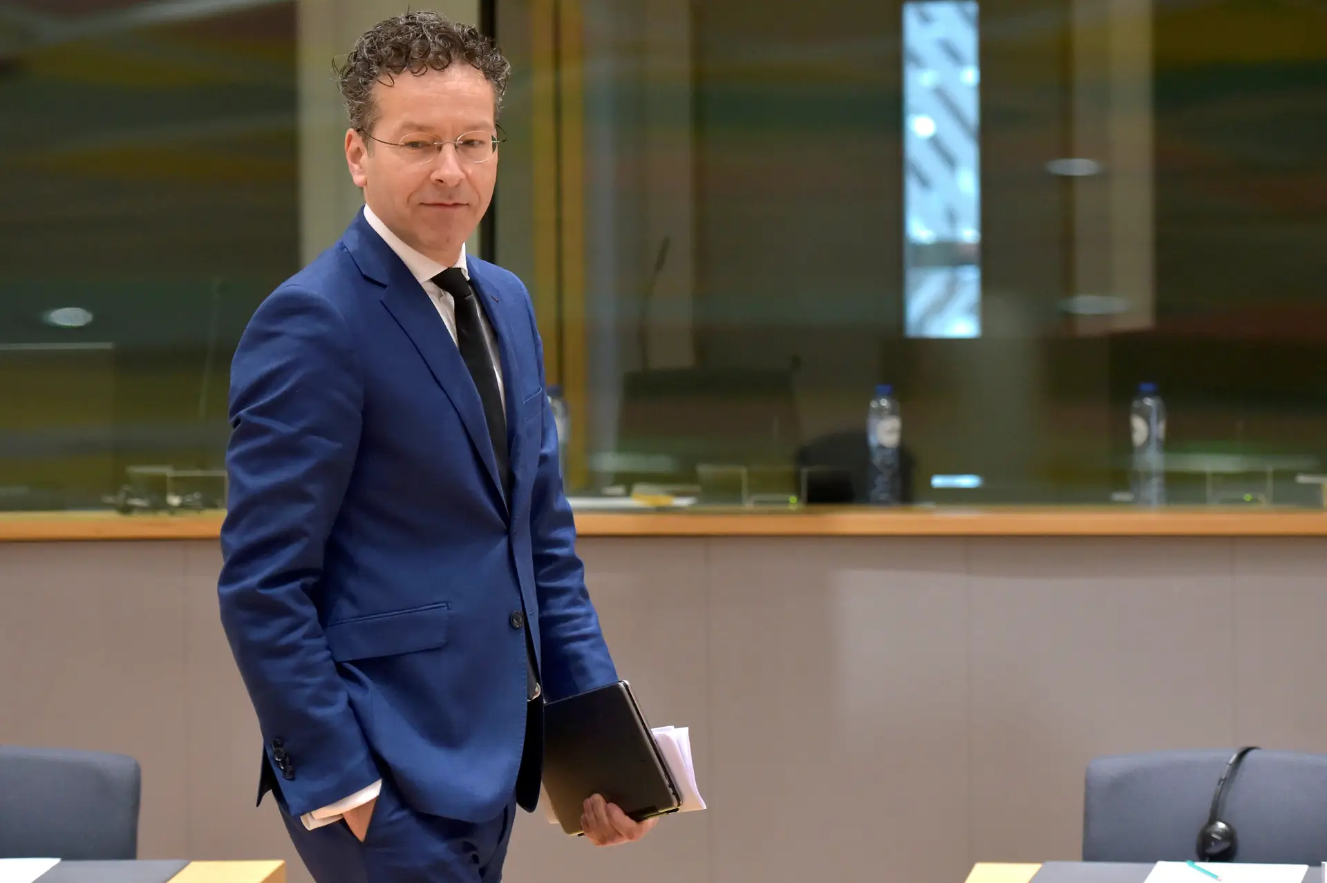 Presidente do Eurogrupo acusa países do sul de gastarem dinheiro em "copos e mulheres"
