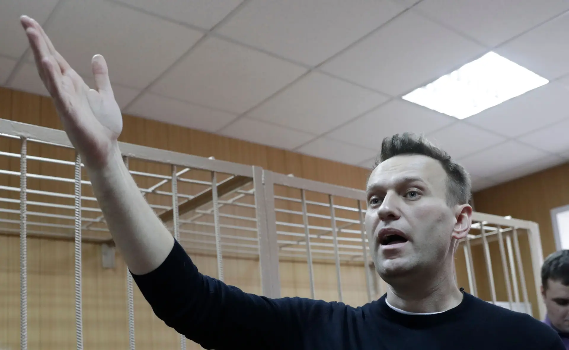 Opositor russo Alexei Navalny condenado a 15 dias de prisão