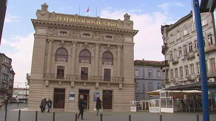 Covid-19: Câmara do Porto encerra teatros e museus e cancela eventos públicos