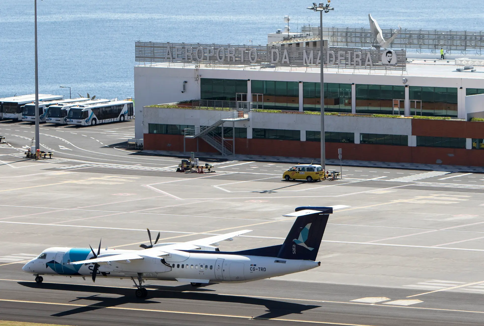 Vento forte continua a condicionar operações no Aeroporto da Madeira