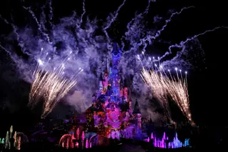 John Legend no aniversário da Disneyland Paris