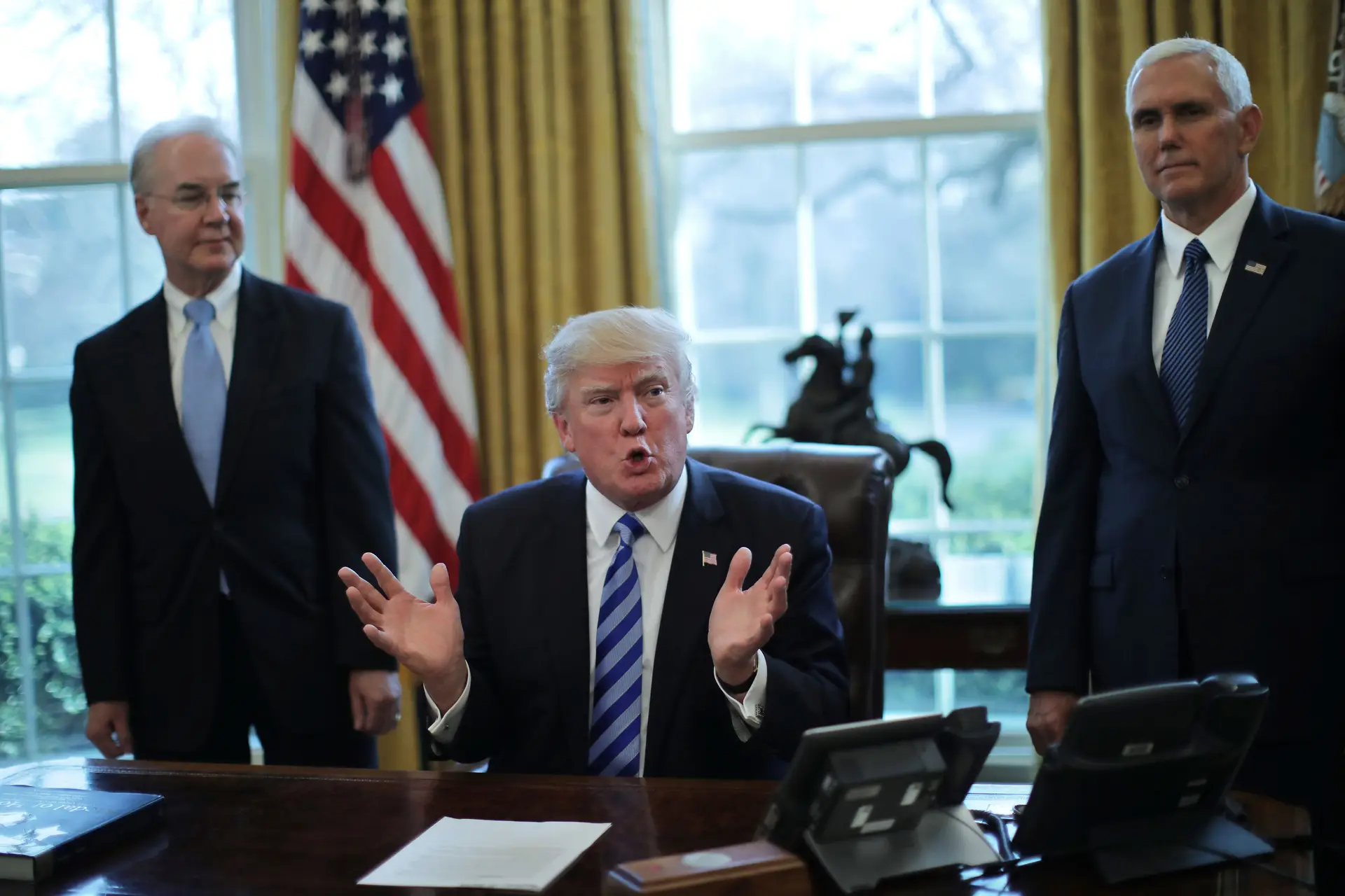 Trump ataca ultraconservadores que impediram o seu plano de saúde