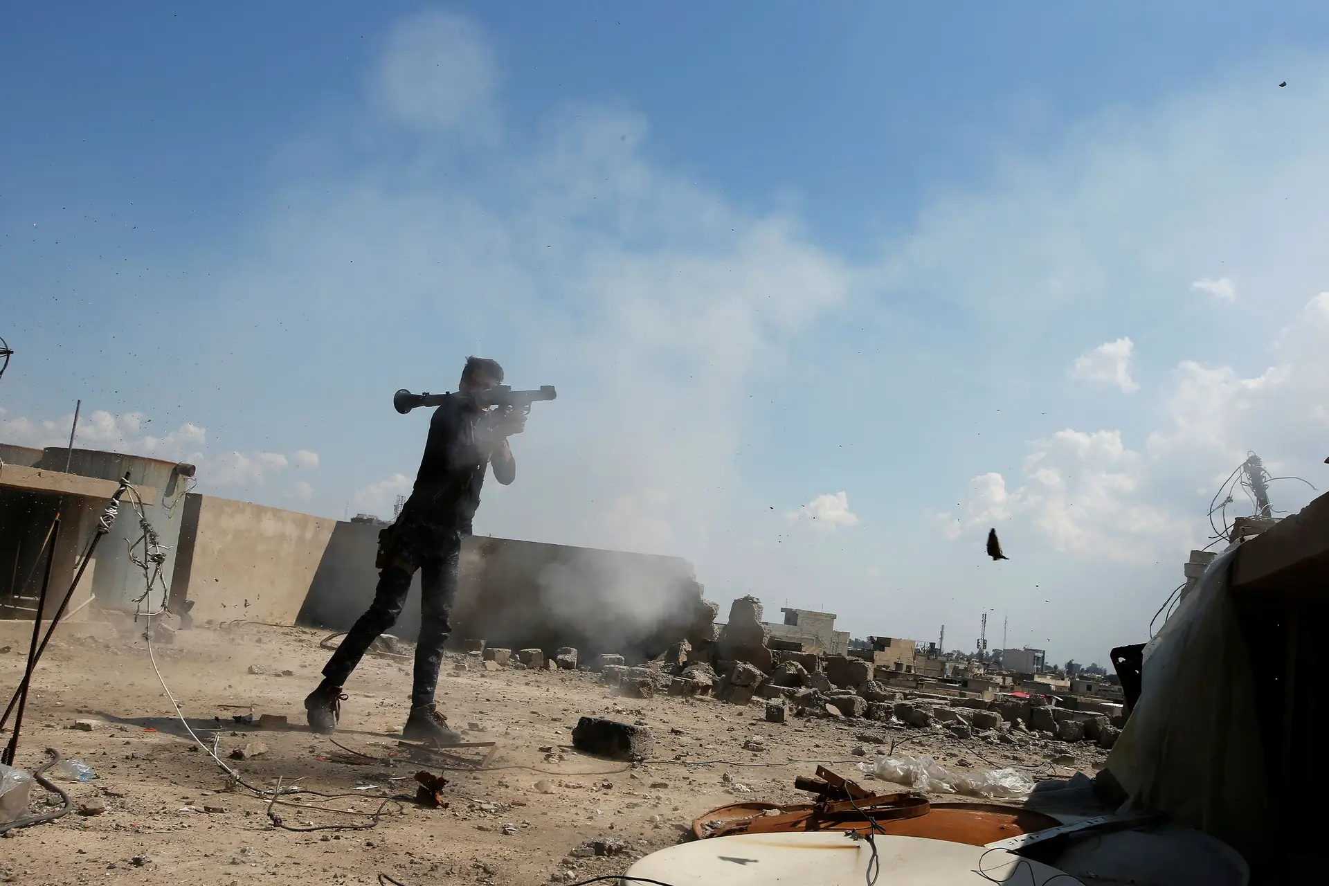 Feroz batalha nas estreitas ruas de Mossul