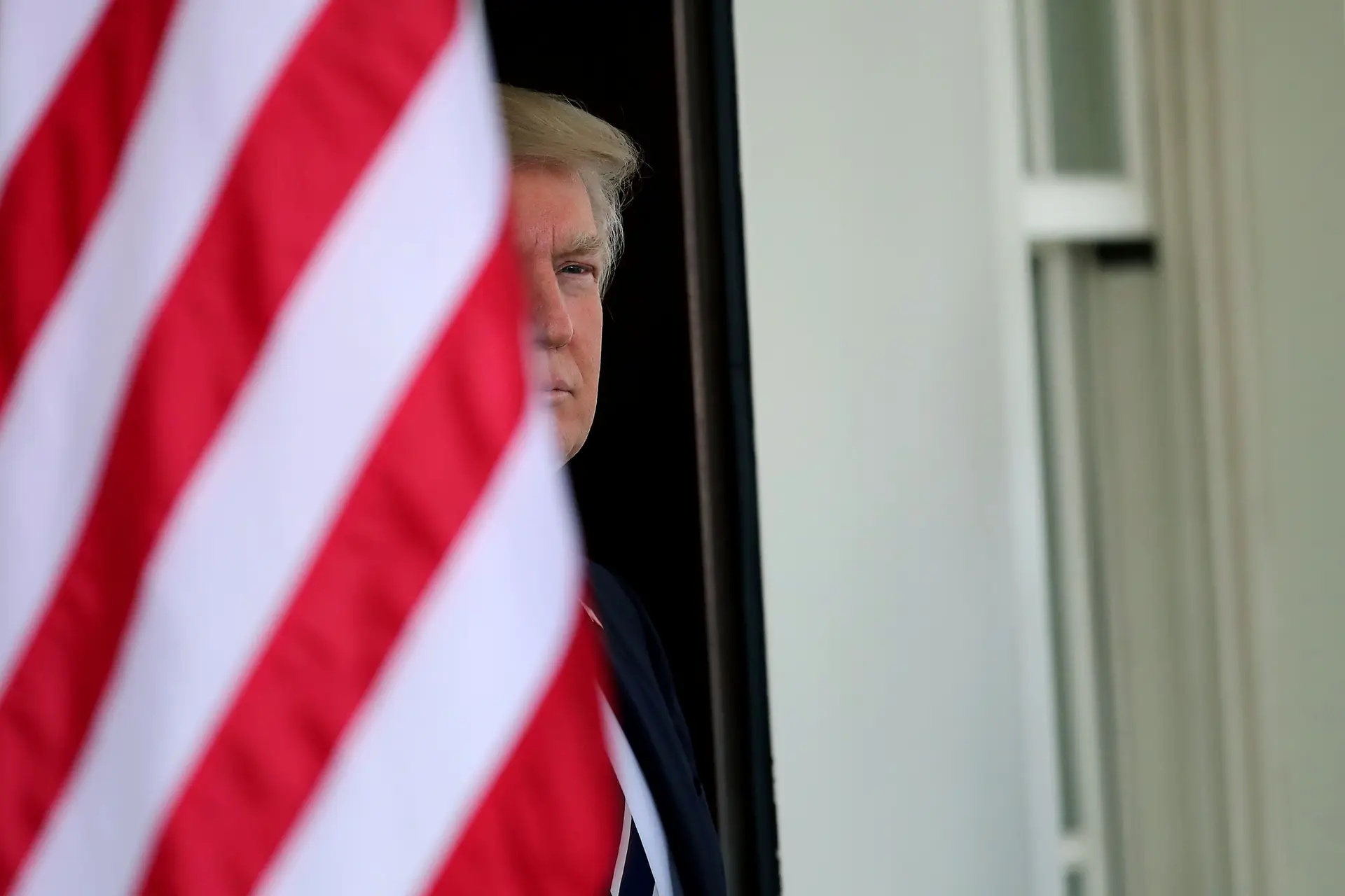 Especialista espera "tom conciliatório" em encontro de Trump com PR da China