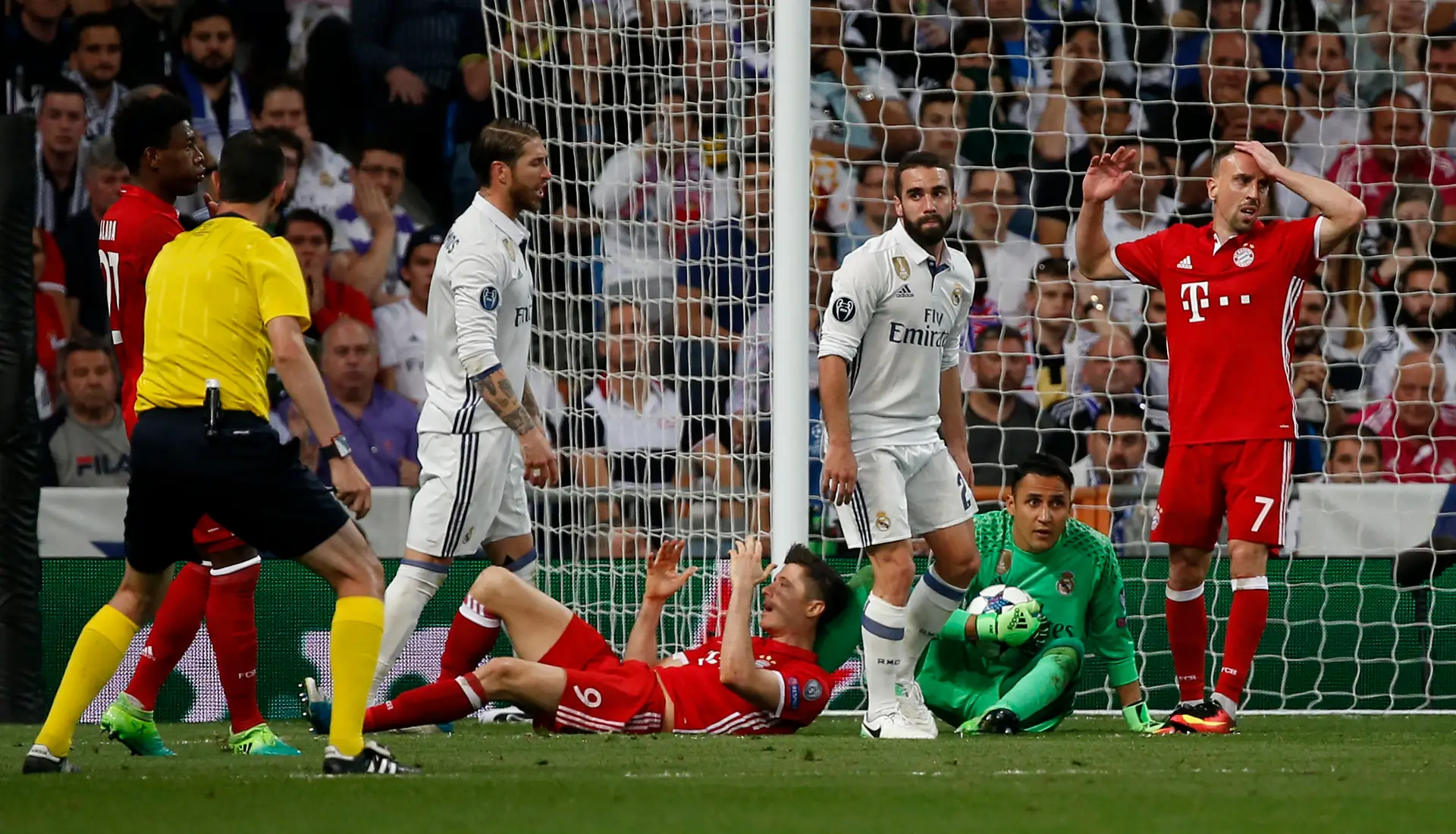 Real Madrid vence Bayern no prolongamento e avança na Champions