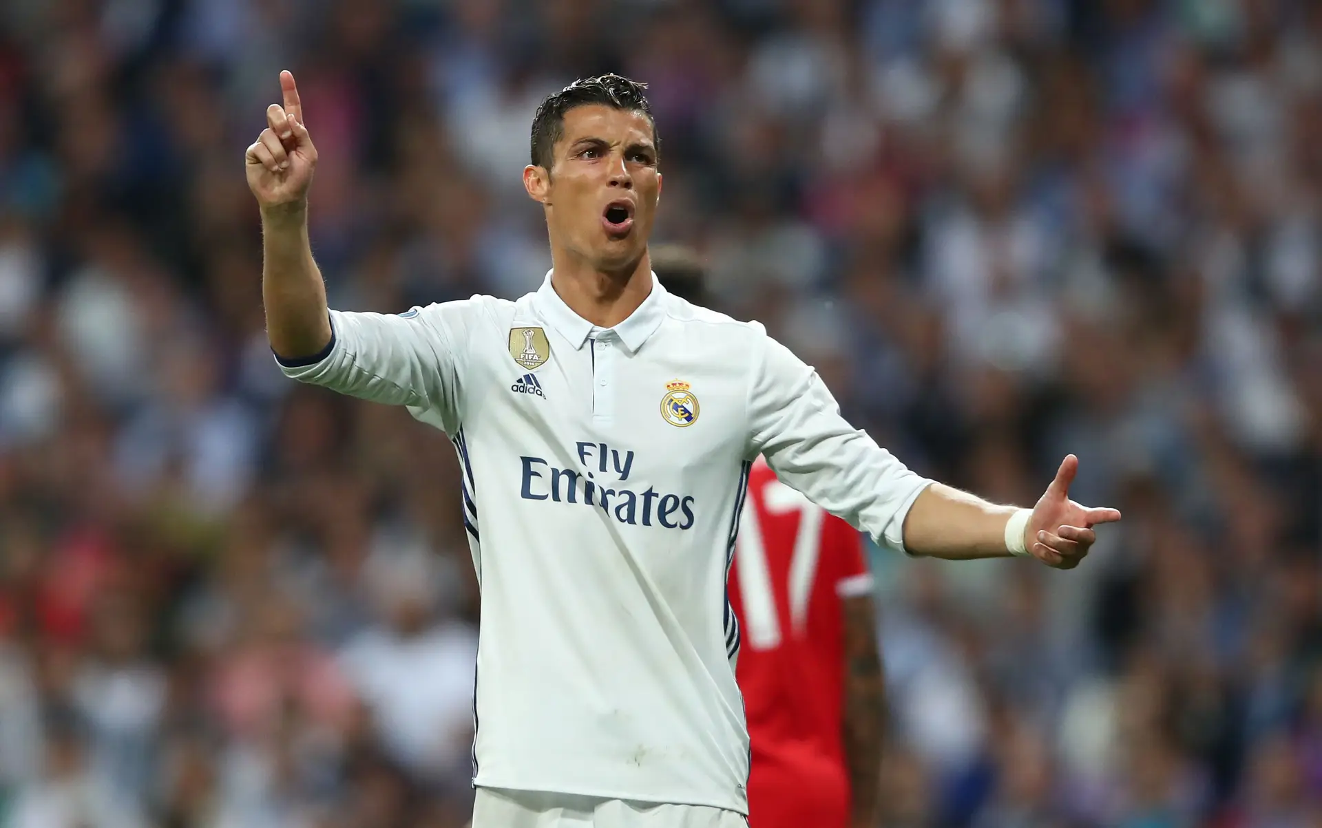 Cristiano Ronaldo é o primeiro futebolista a atingir os 100 golos na Champions