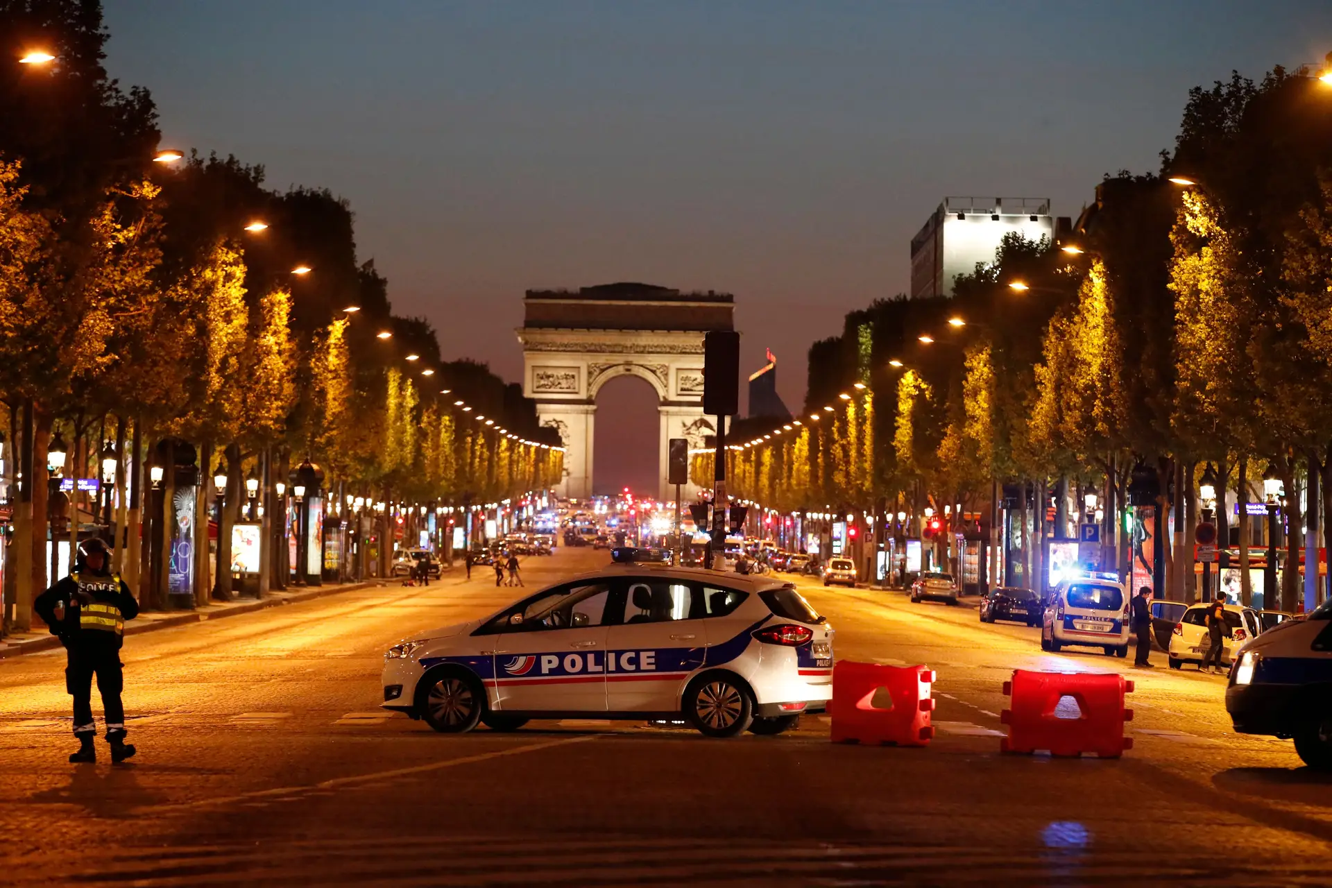 Daesh reivindica ataque que fez dois mortos em Paris
