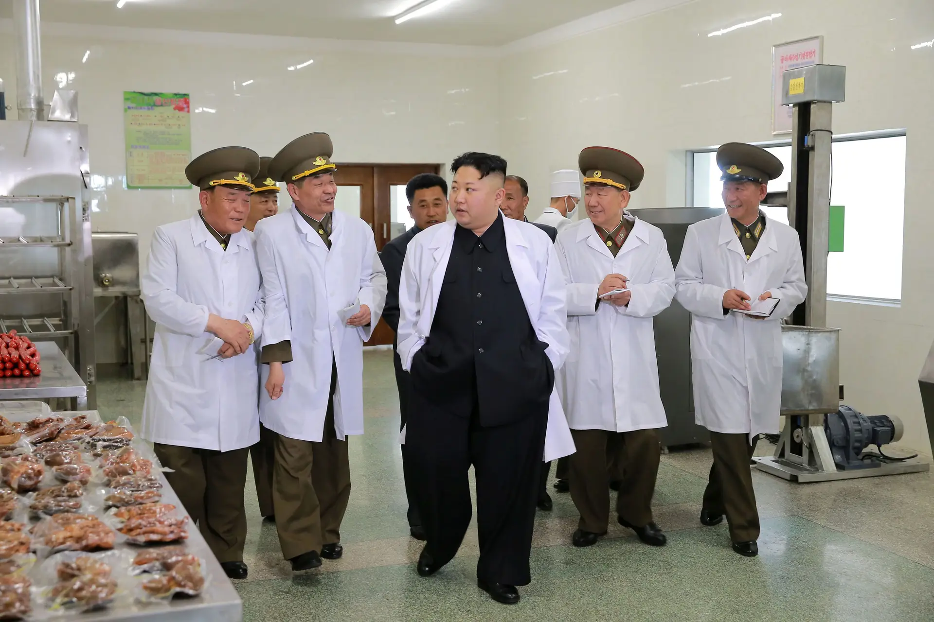 Coreia do Norte foi "isolada à força"