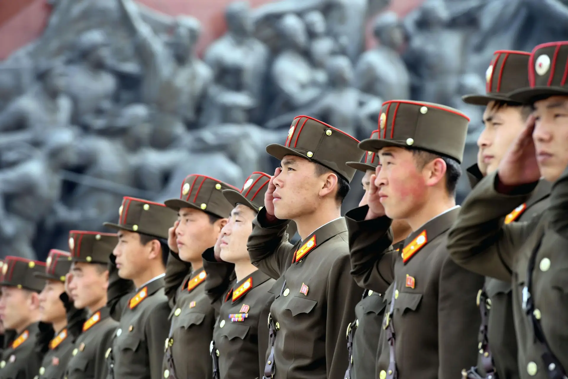 Pyongyang celebra aniversário das forças armadas com ameaça de novo teste nuclear
