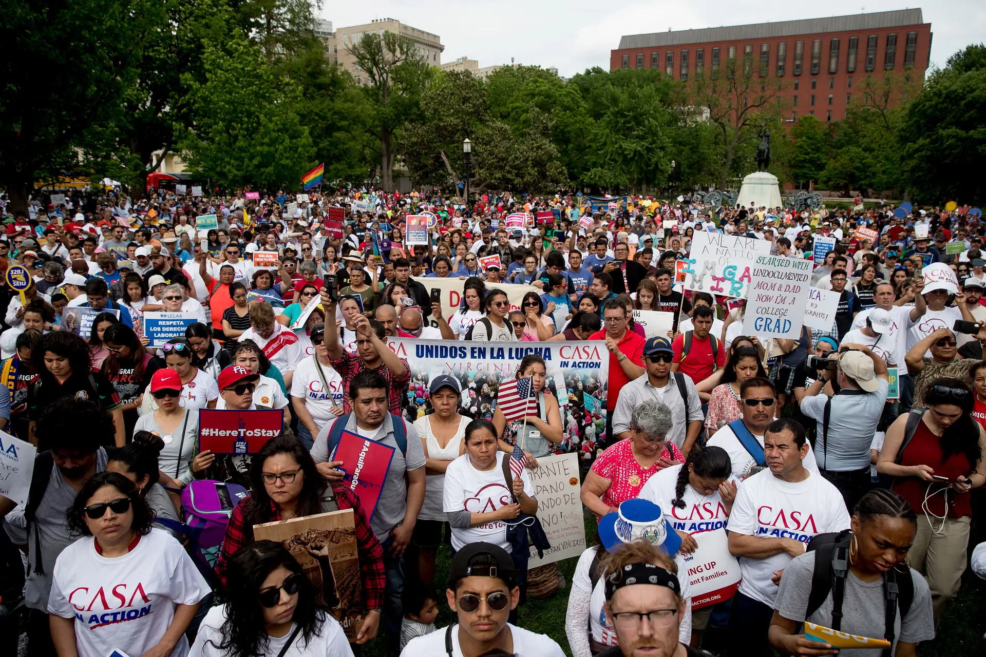Milhares protestam nos EUA pelos imigrantes e contra Trump