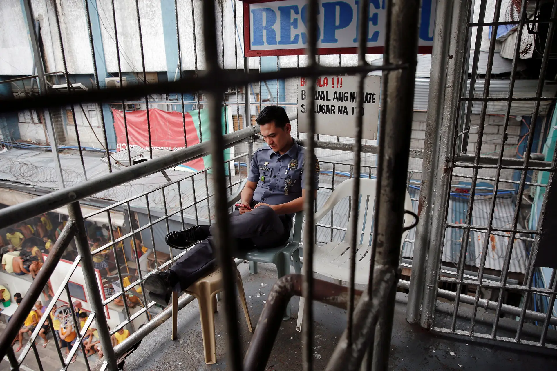 Milhões de traficantes e toxicodependentes entregaram-se à polícia filipina