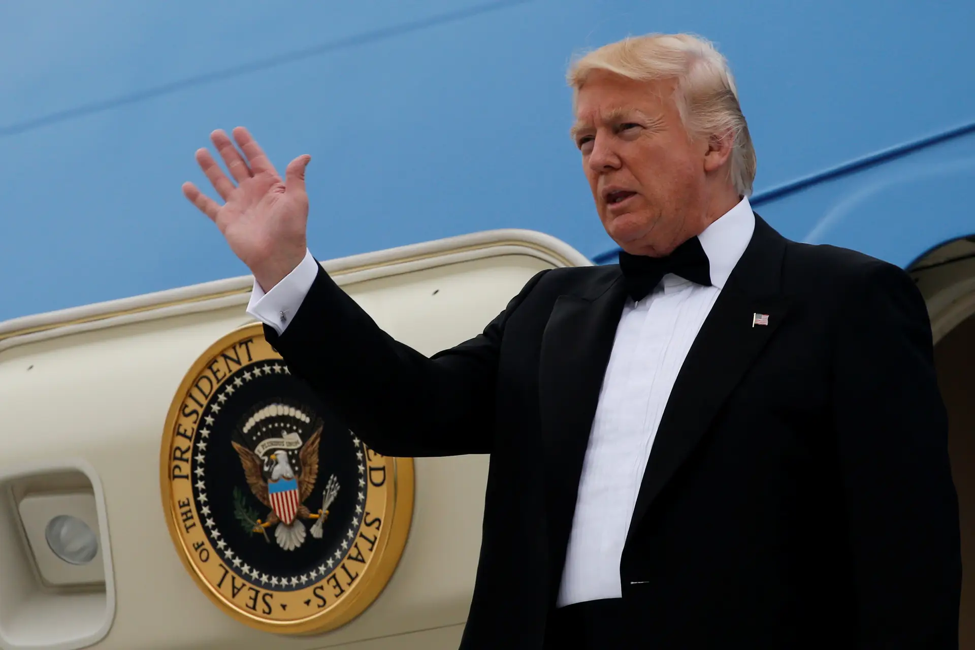 Trump vai reunir-se com Donald Tusk e Jean-Claude Juncker