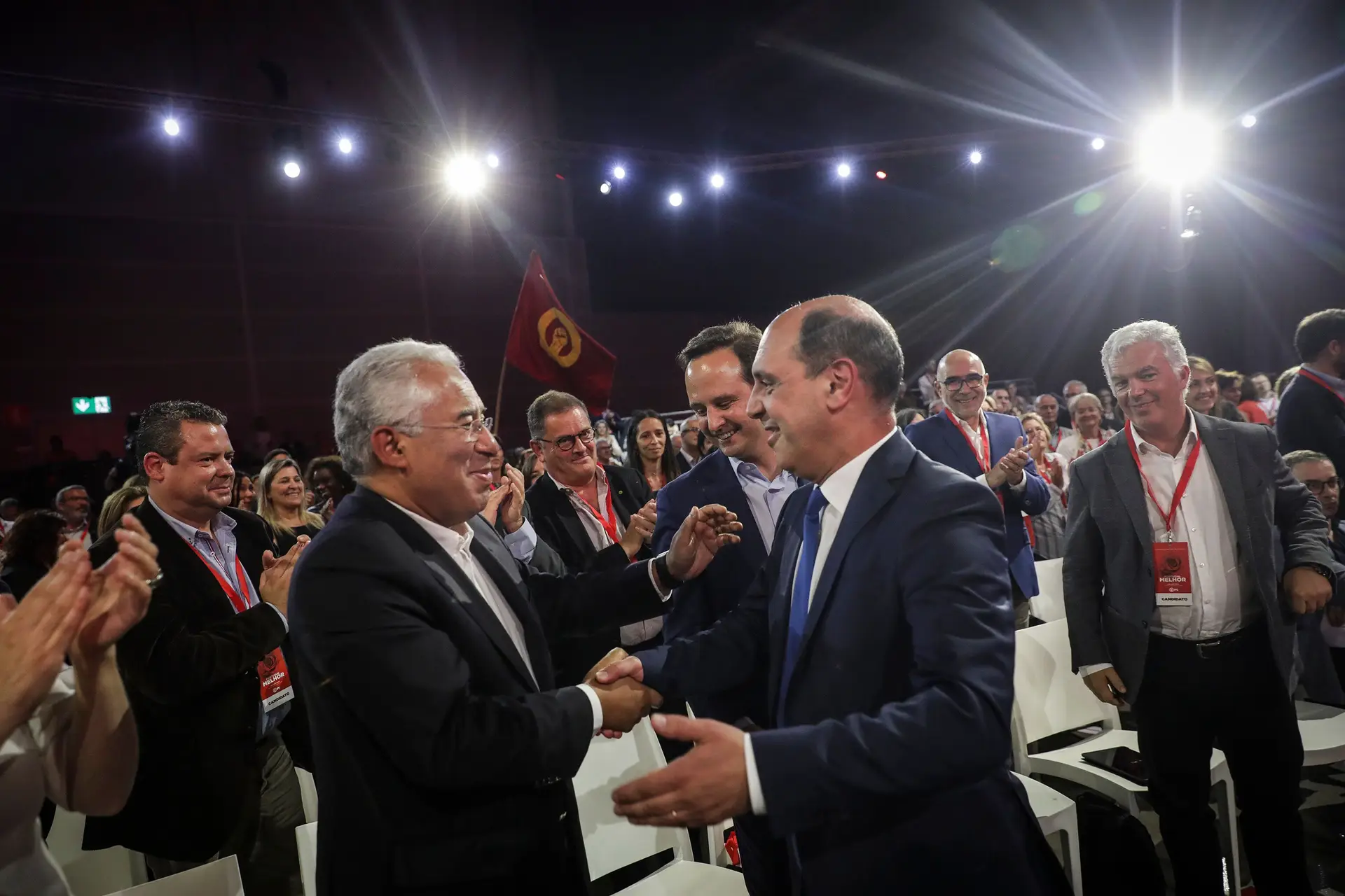 Manuel Pizarro e Correia Fernandes devolvem pelouros na Câmara do Porto