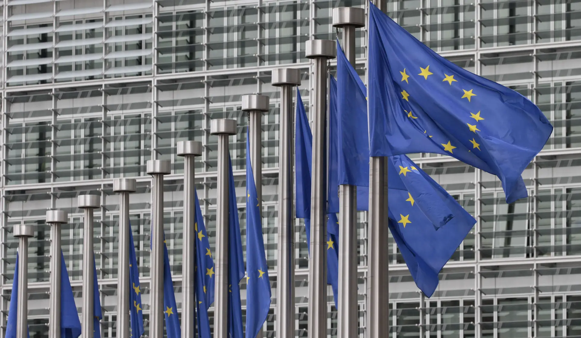 Bruxelas alinha previsões com o Governo e estima que PIB cresça 1,8% este ano