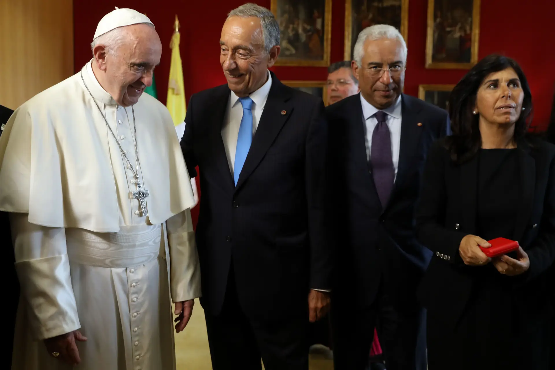 Francisco recebido pelas três mais altas entidades do Estado