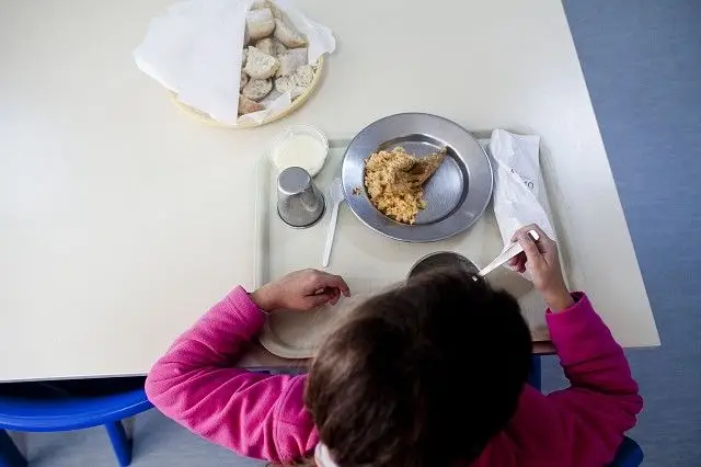 Nutricionistas apontam "atraso estrondoso" na contratação para o Ministério da Educação