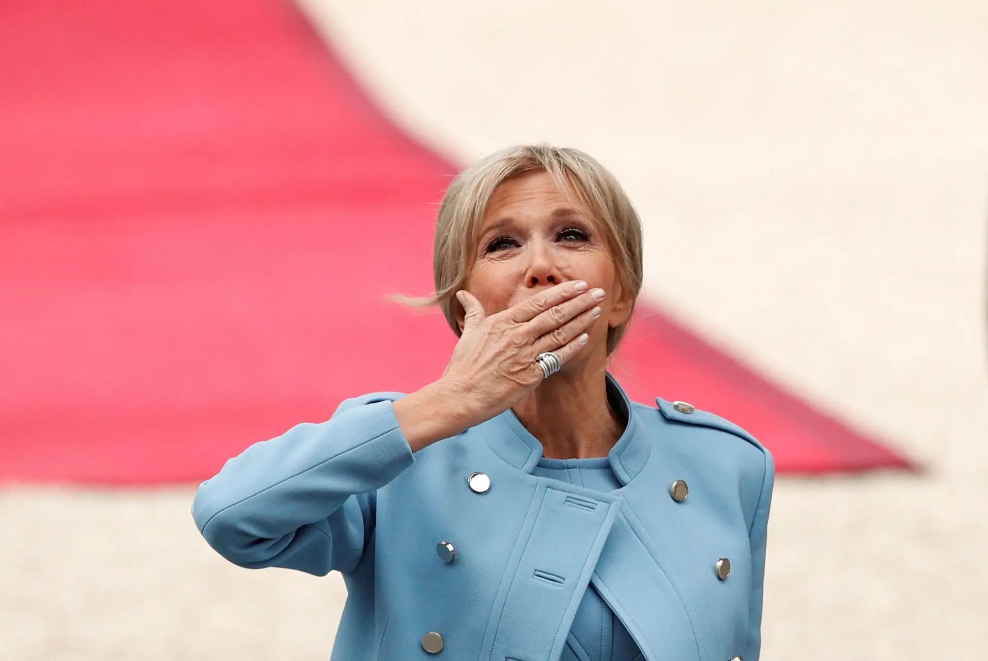 Brigitte Trogneux brilhou na tomada de posse do marido