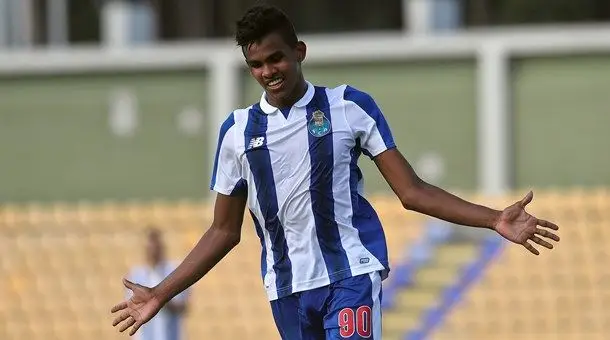 FC Porto assegura contratação de Galeno