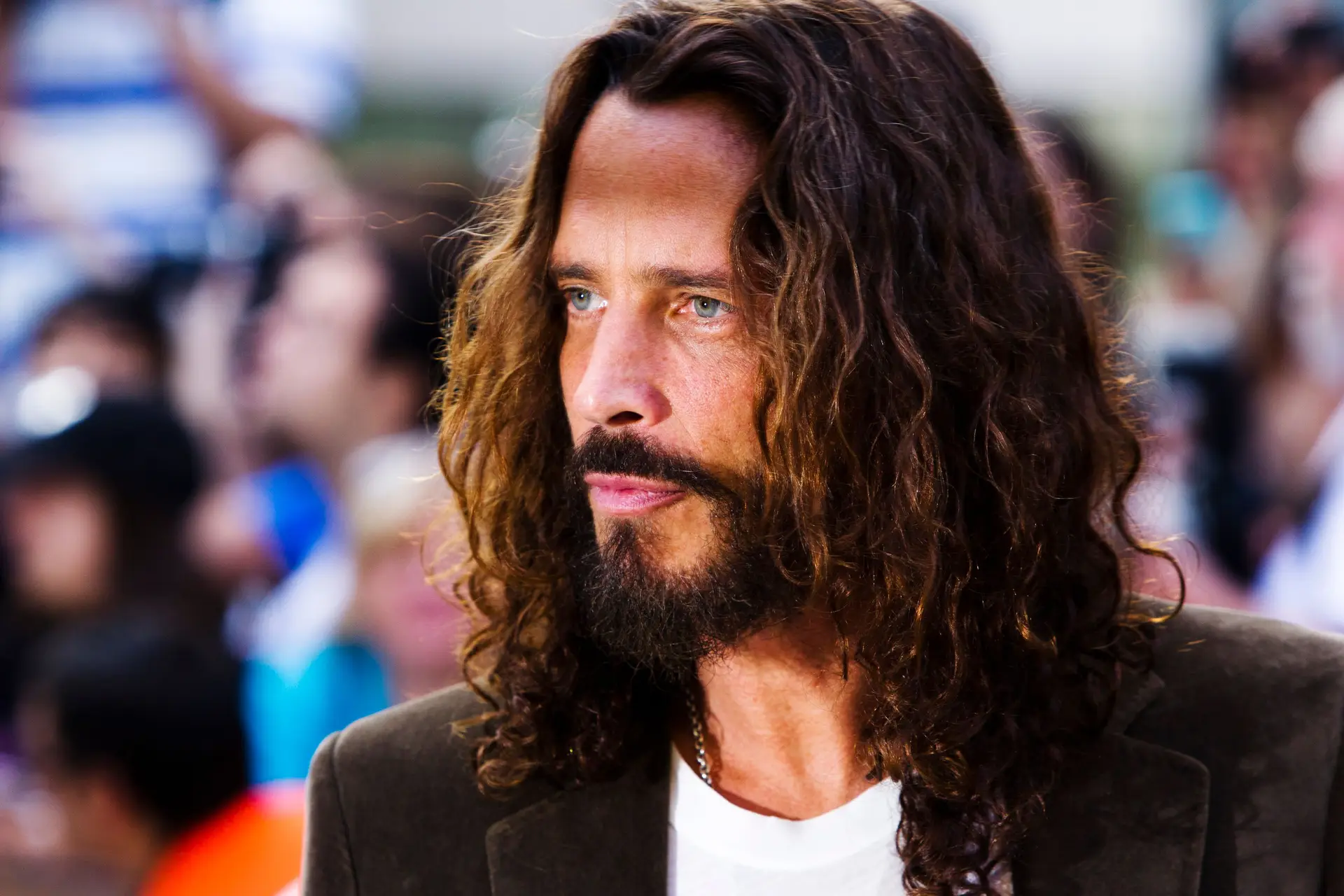 Médicos confirmam suicídio de Chris Cornell
