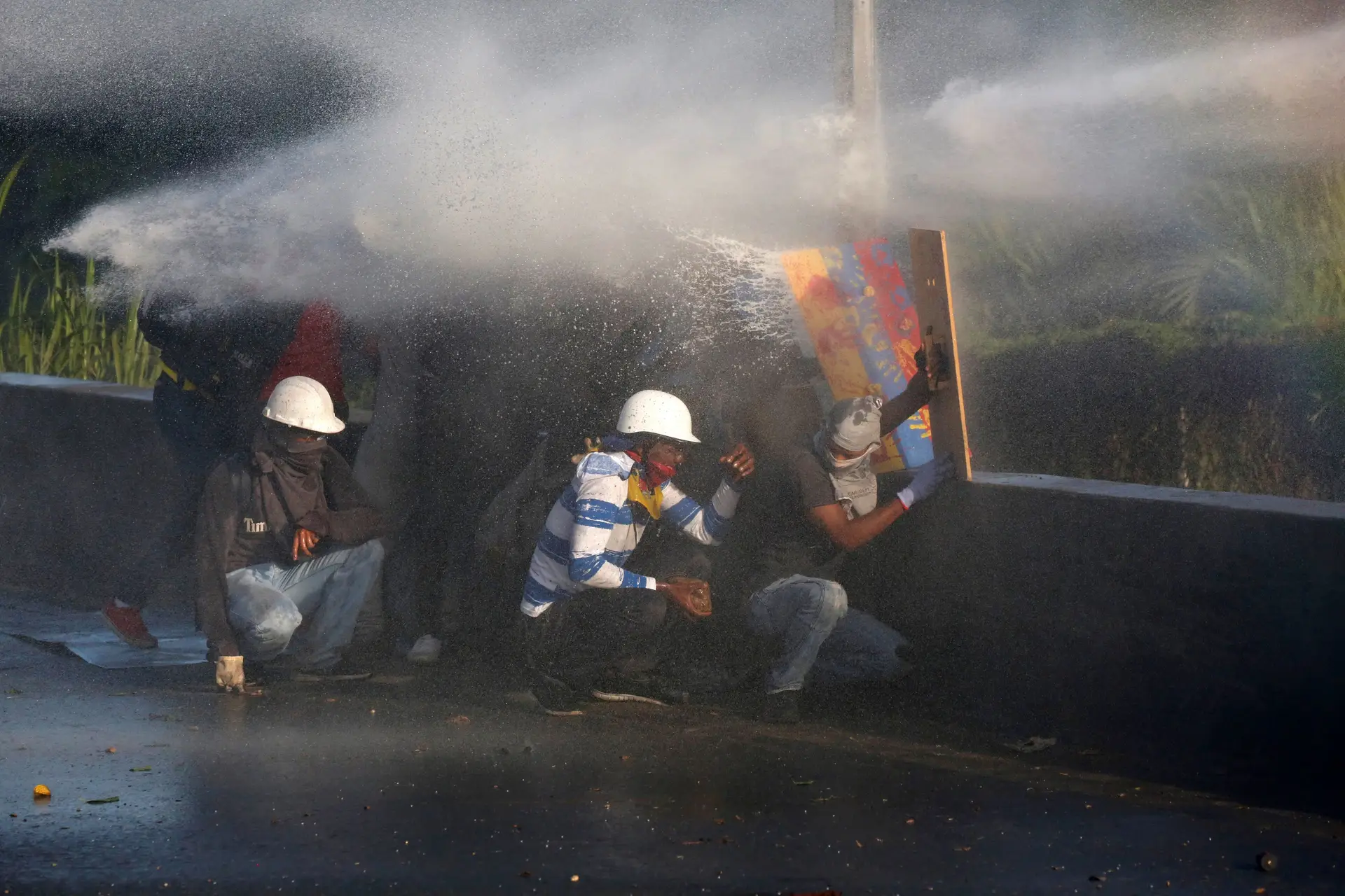 Pelo menos três portugueses detidos na Venezuela