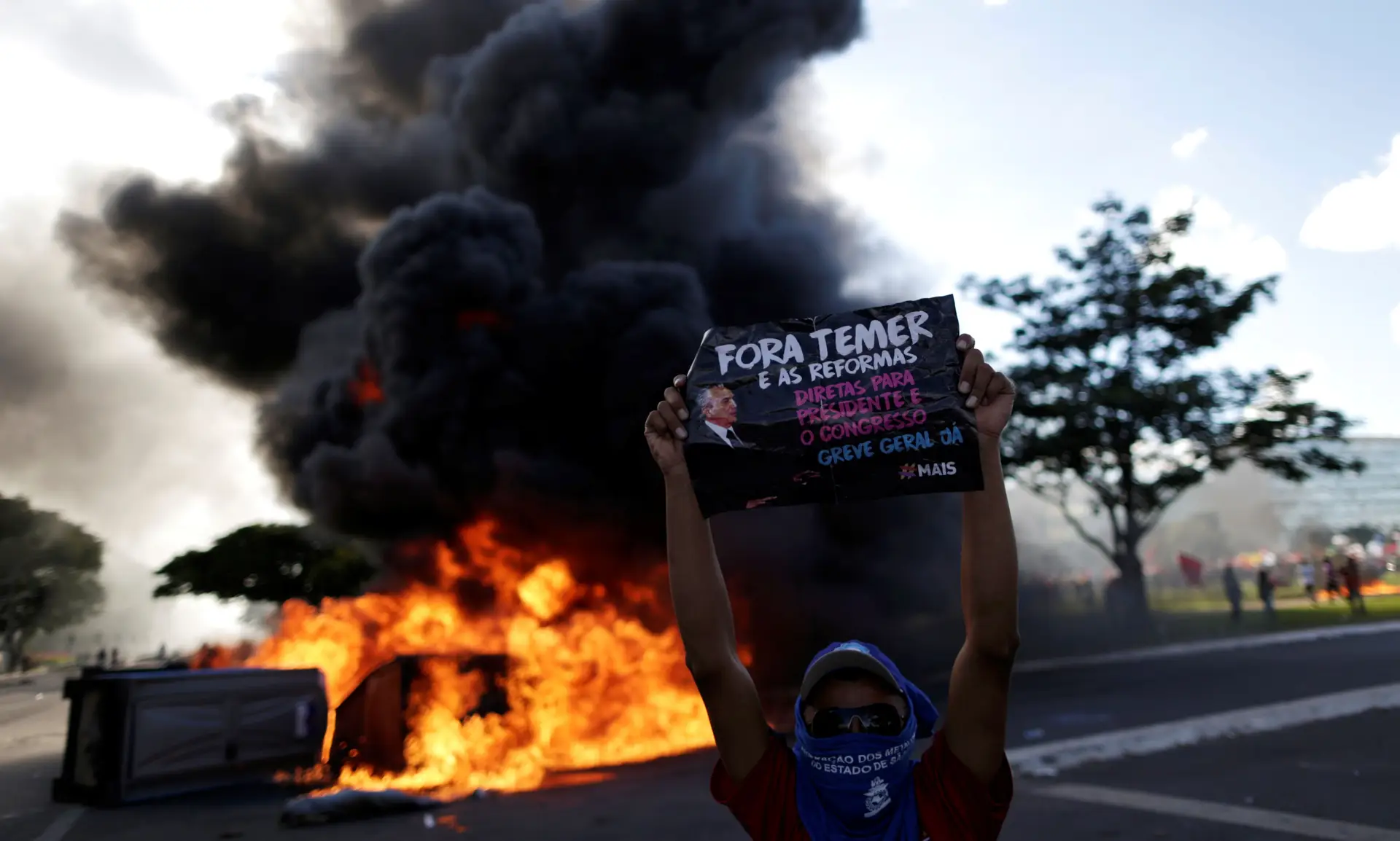 Violência em protesto contra o Presidente do Brasil