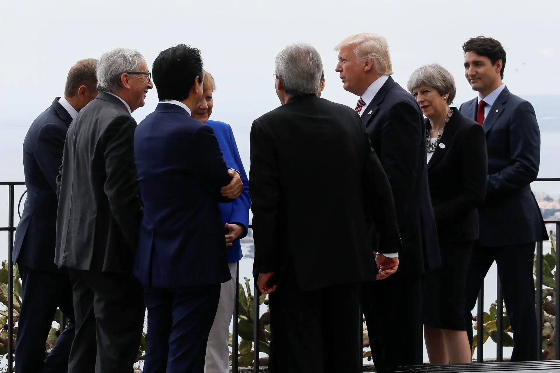 Juncker nega que Trump tenha sido agressivo com os alemães
