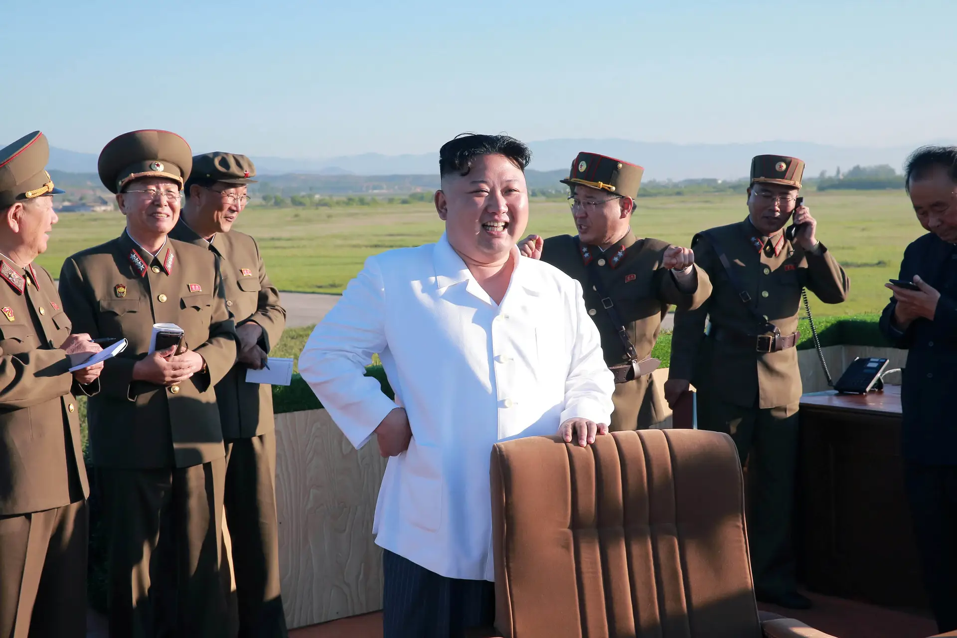 Coreia do Norte garante sucesso no lançamento de míssil balístico