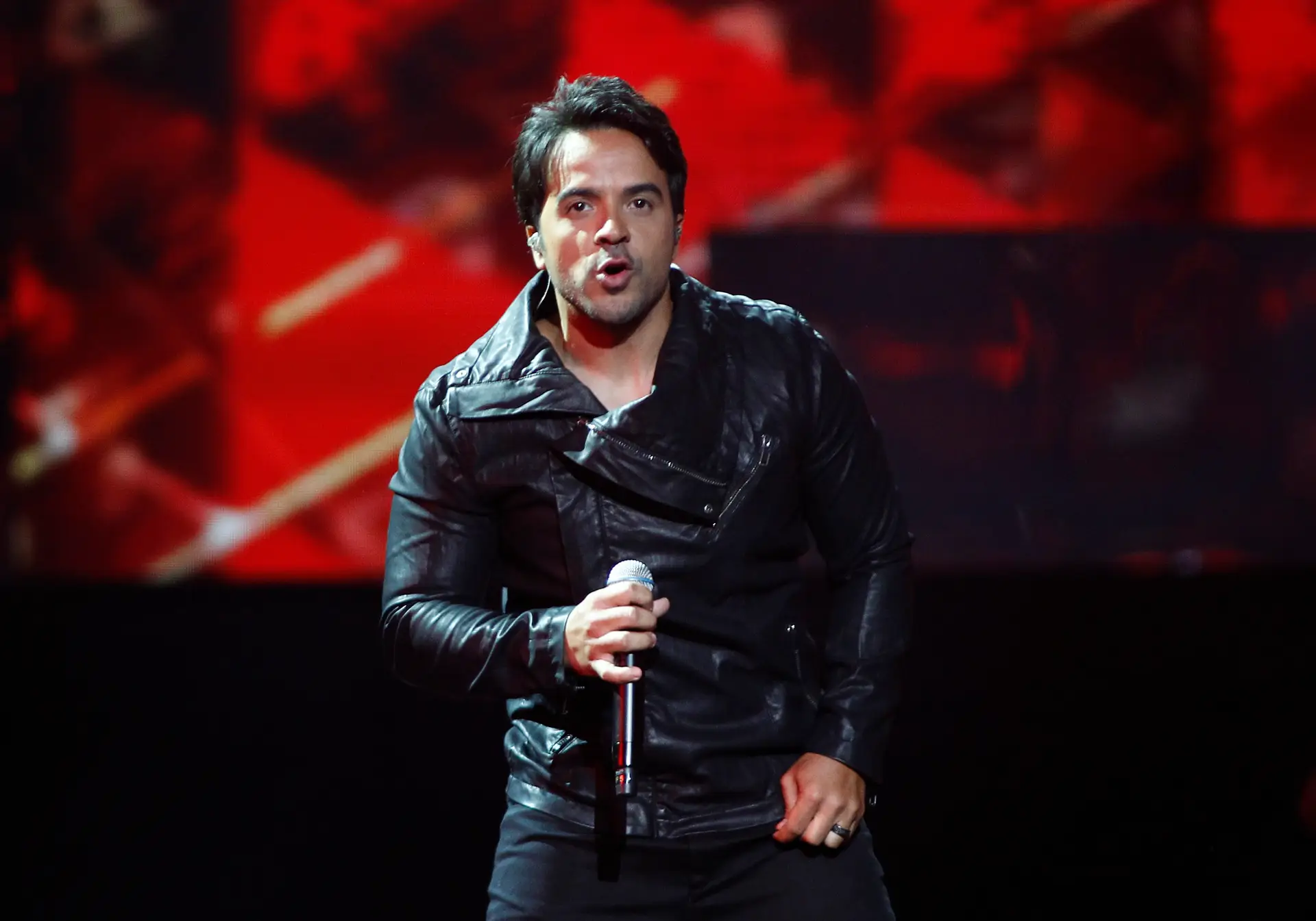 Luis Fonsi traz o "Despacito" a Portugal em julho