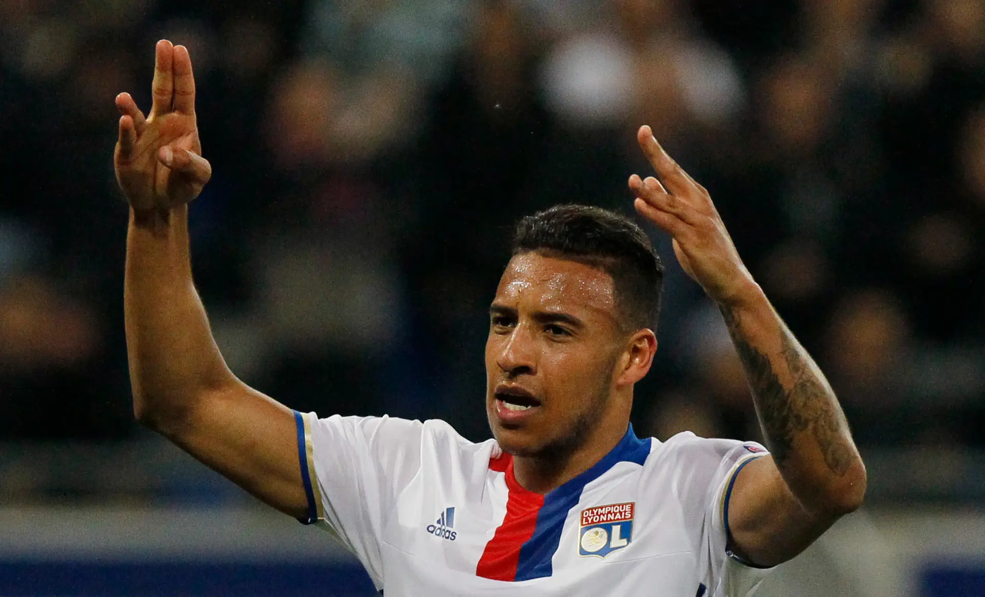 Bayern Munique contrata médio Corentin Tolisso ao Lyon