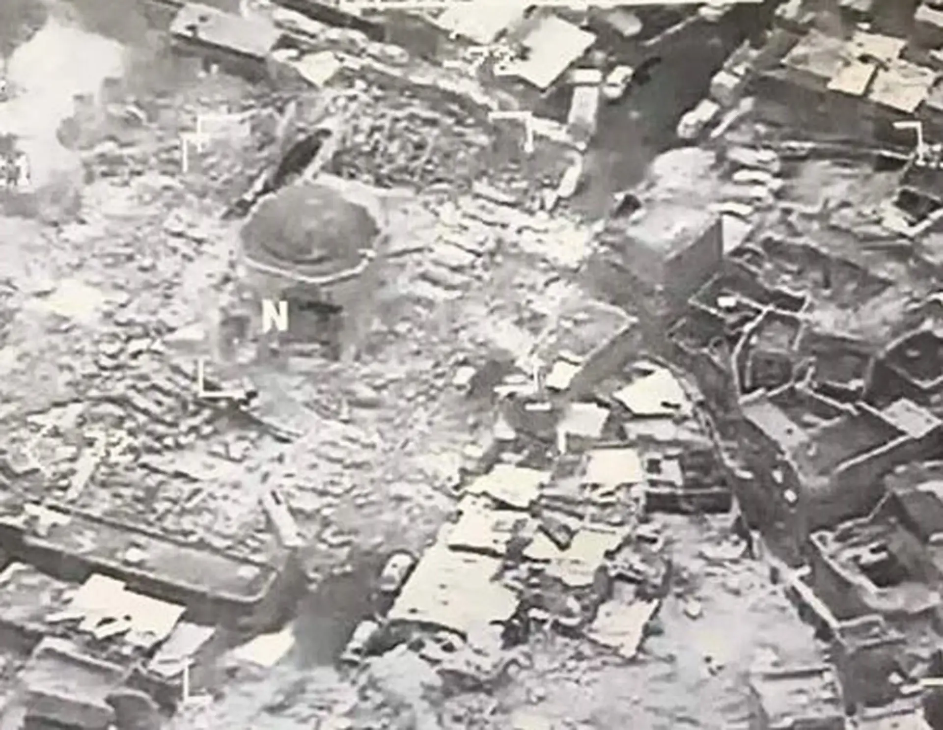 Pentágono mostra imagens da mesquita de Mossul destruída pelo Daesh