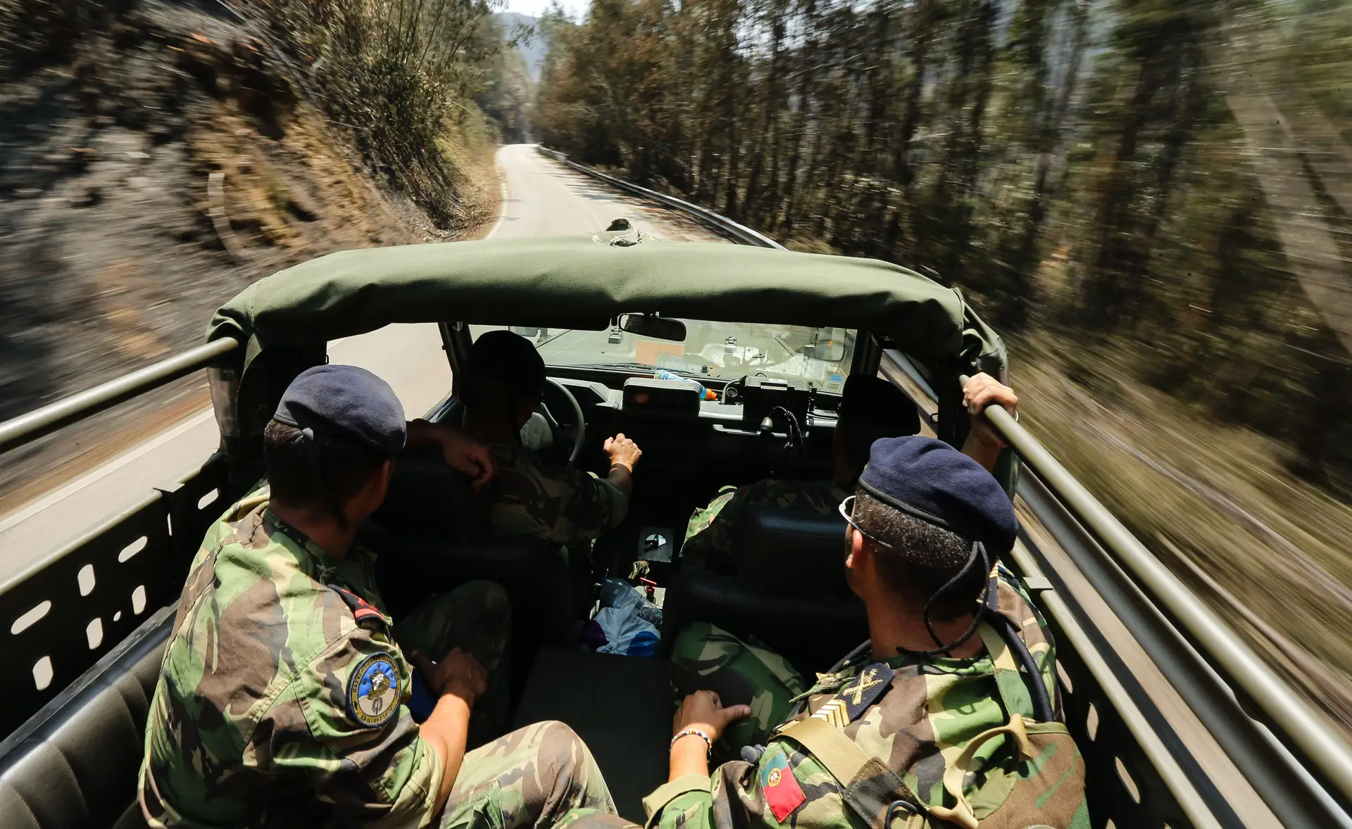 Mais de 250 militares em vigilância, patrulhamento e rescaldo dos fogos