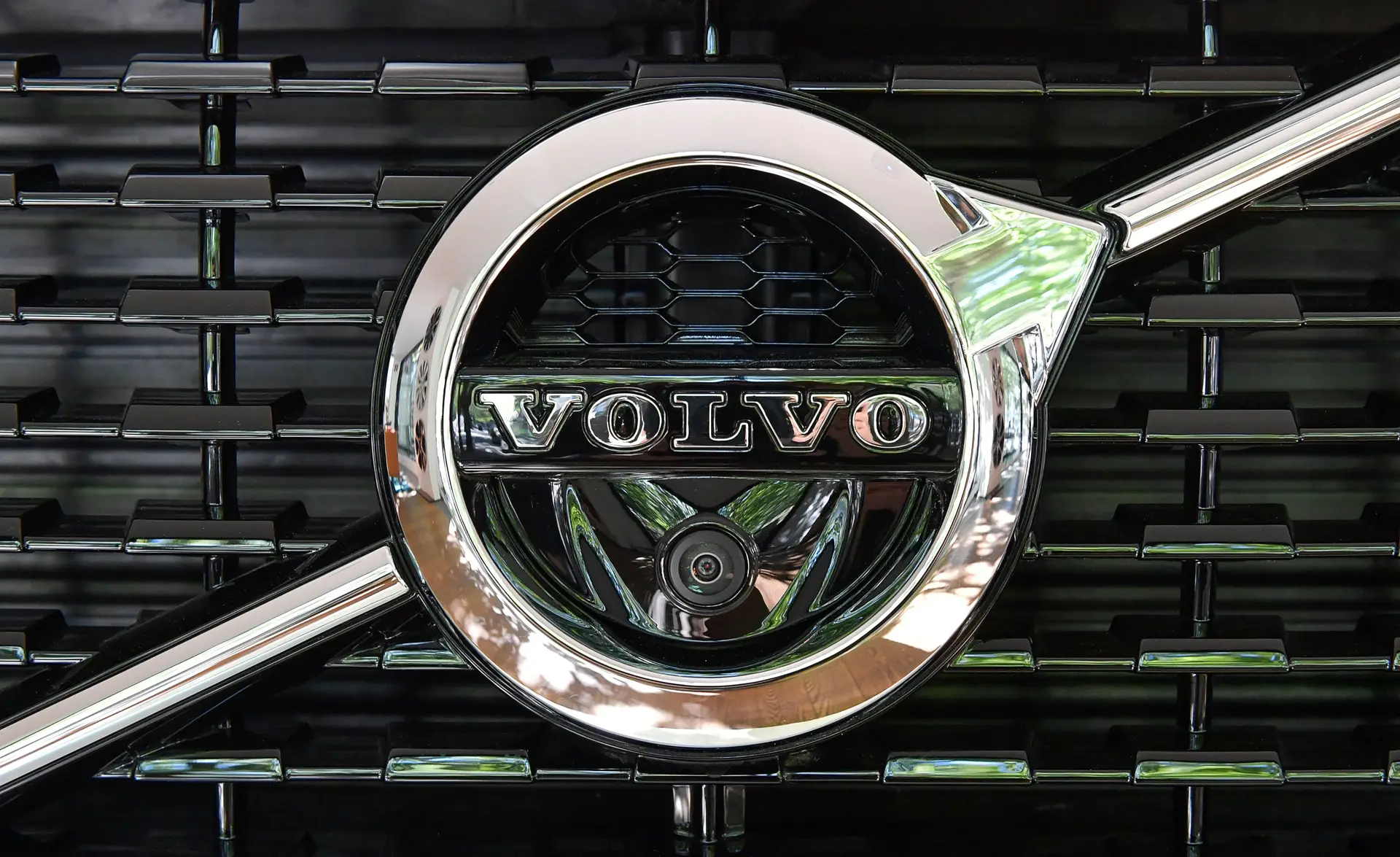 Volvo só irá fabricar carros híbridos ou elétricos a partir de 2019
