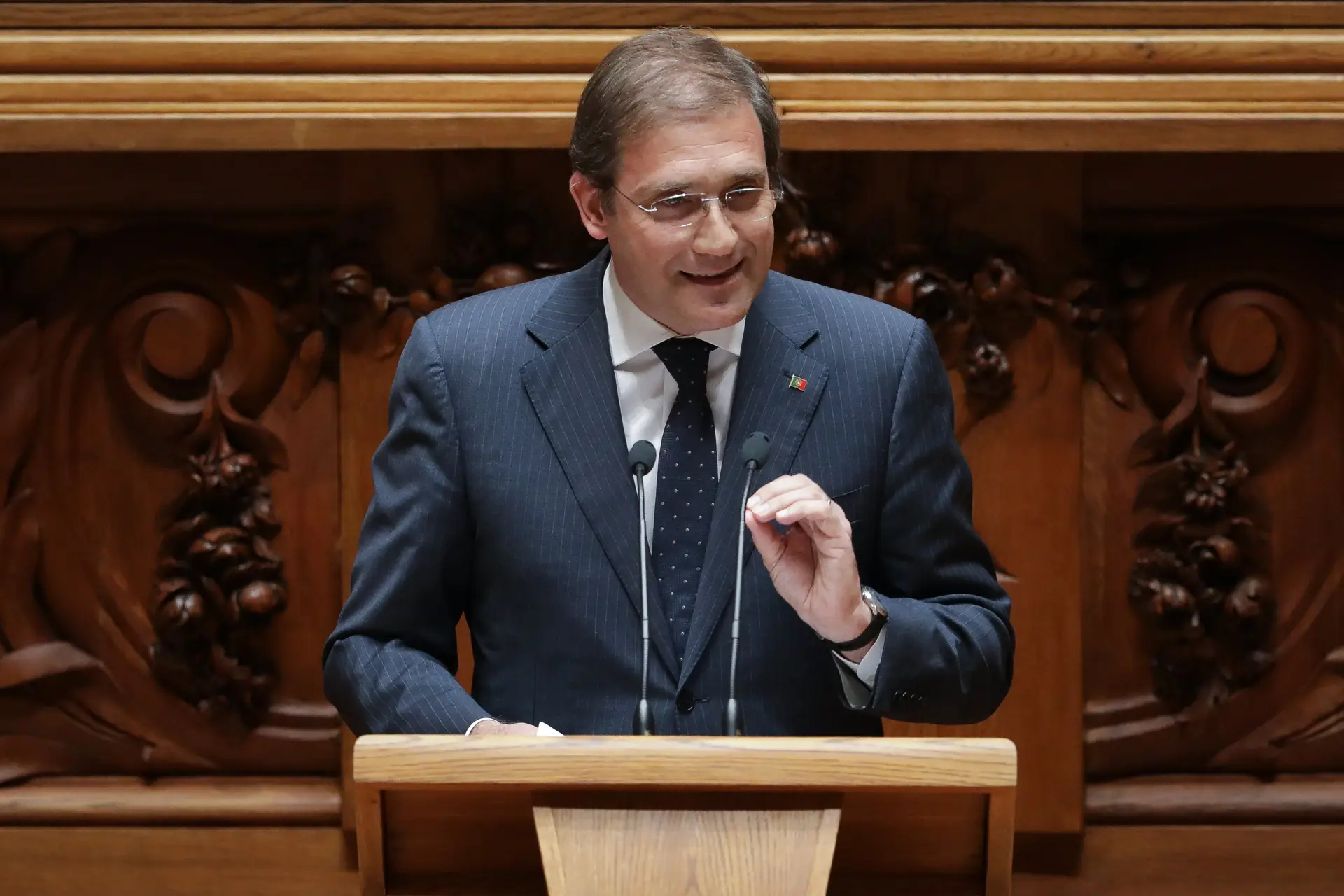 Passos acusa Governo de "calculismo e populismo" e diz que país precisa de "muito mais"