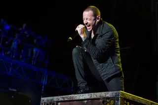 Divulgado áudio da chamada que relata morte de Chester Bennington