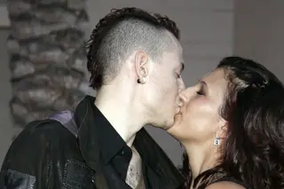 Viúva de Chester Bennington diz que perdeu a "alma gémea"