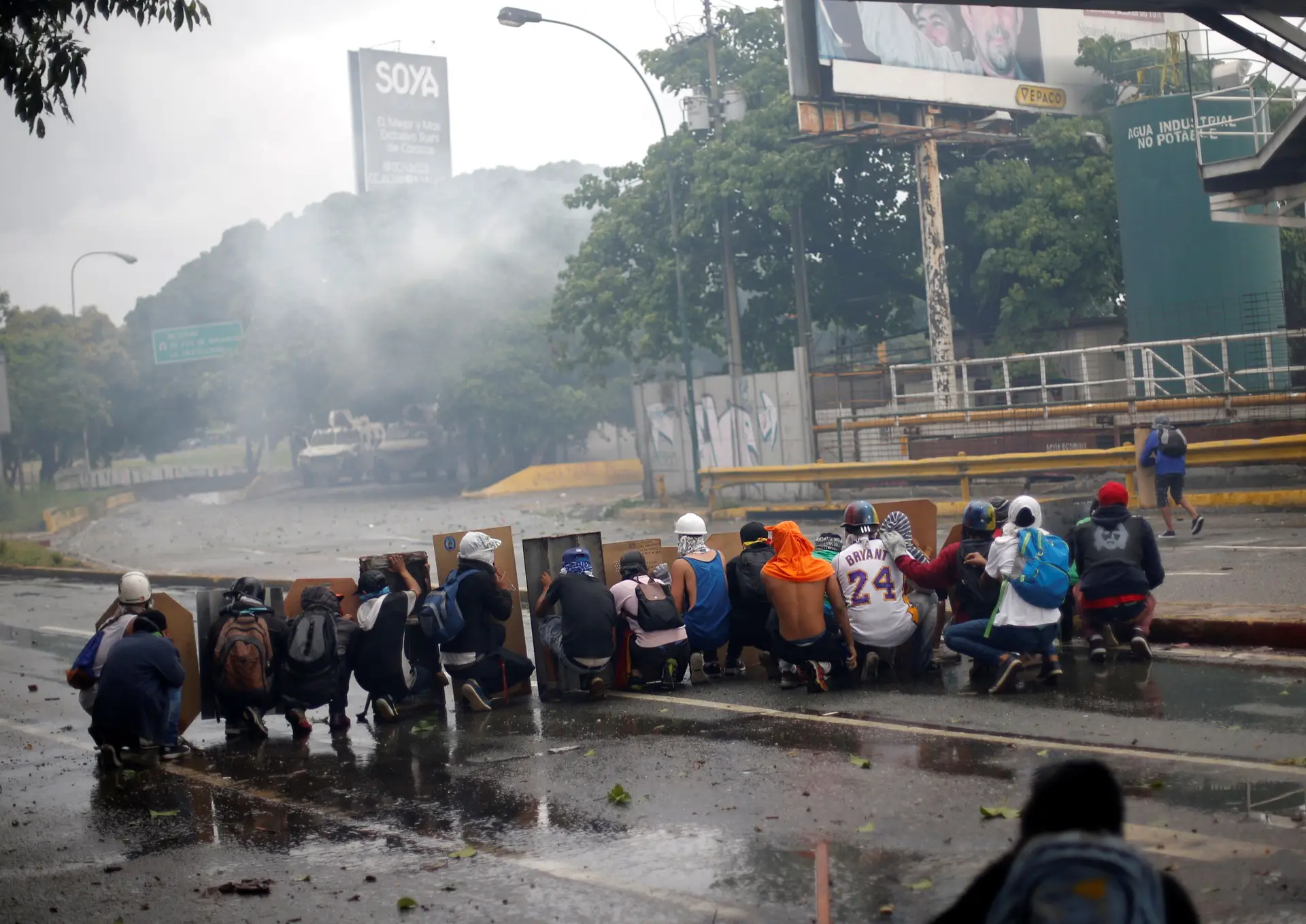 Cidades venezuelanas são palco de confrontos