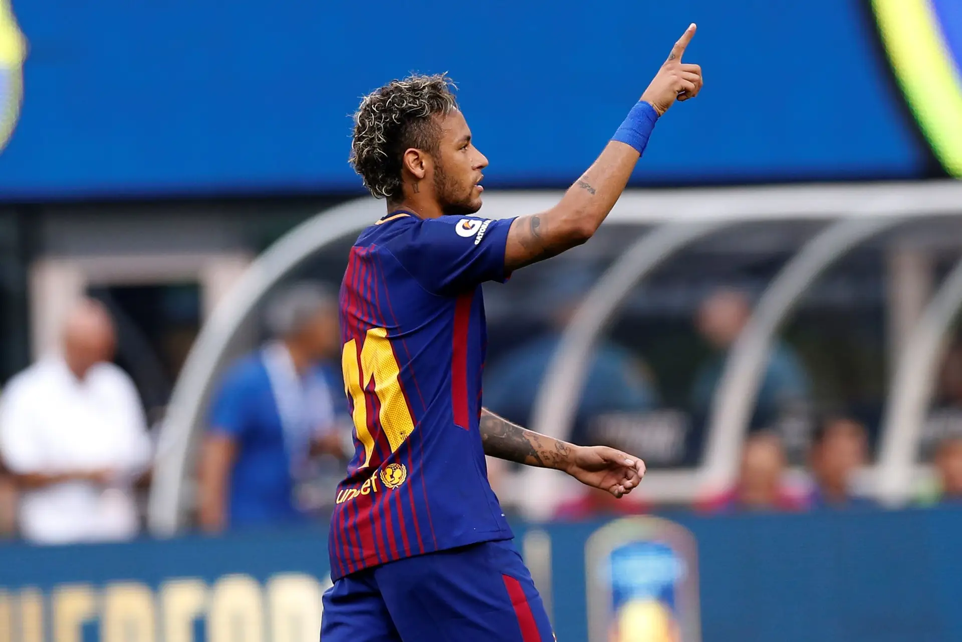 Neymar condenado a pagar 6,7 milhões de euros ao Barcelona