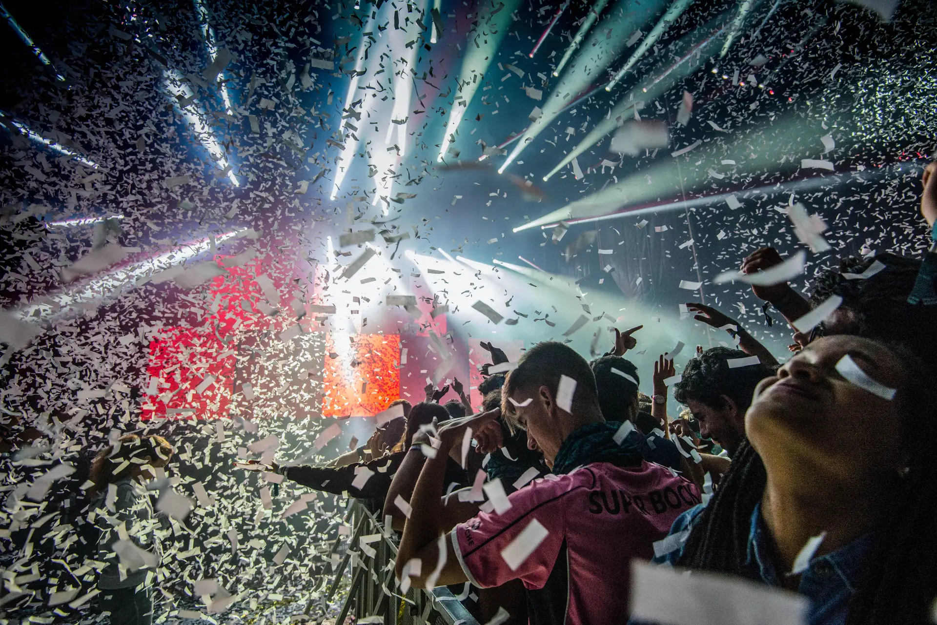 GNR detém 14 pessoas e apreende mais de cinco mil doses de droga no Meo Sudoeste