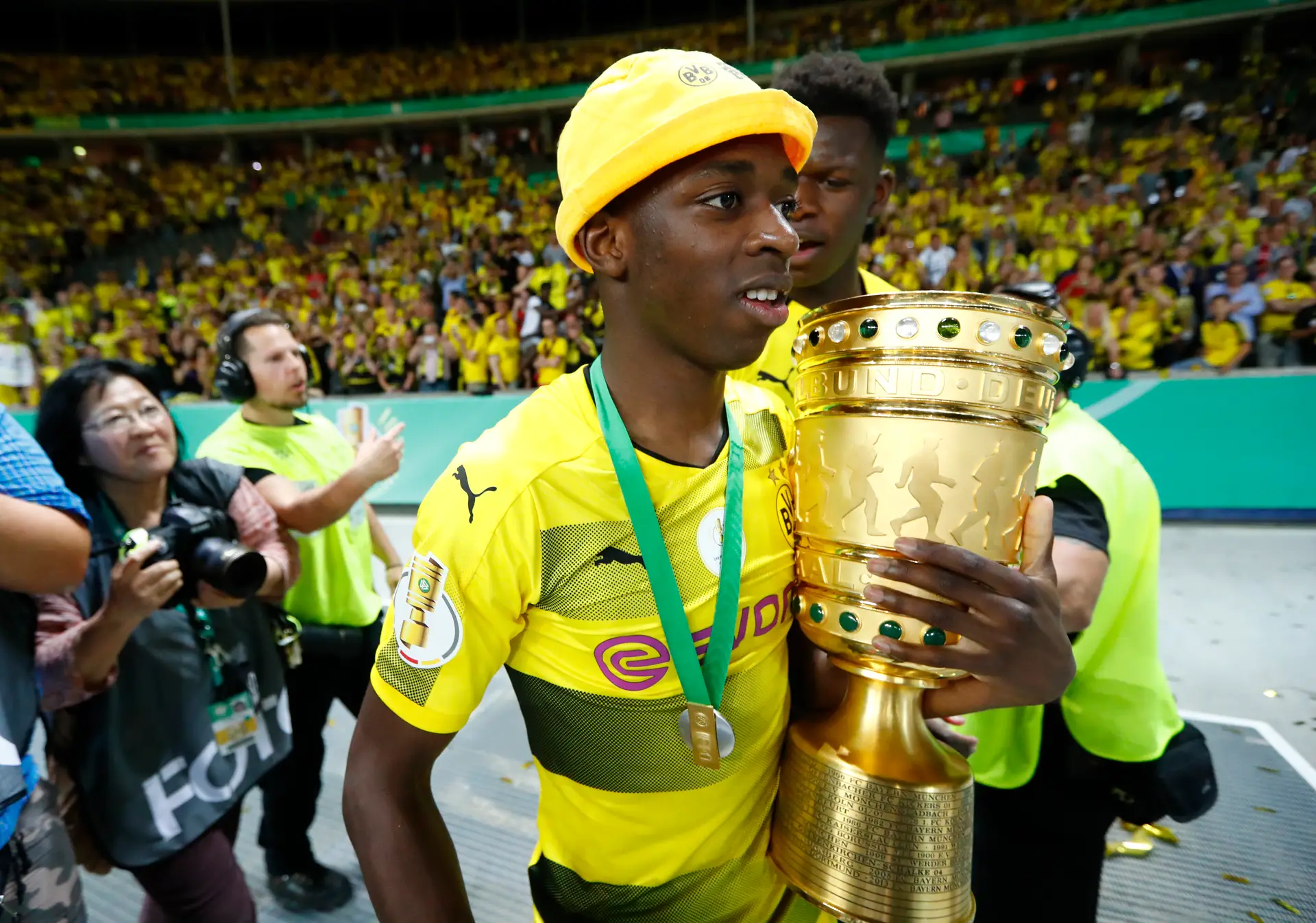 Borussia Dortmund diz ter rejeitado proposta do FC Barcelona por Dembélé