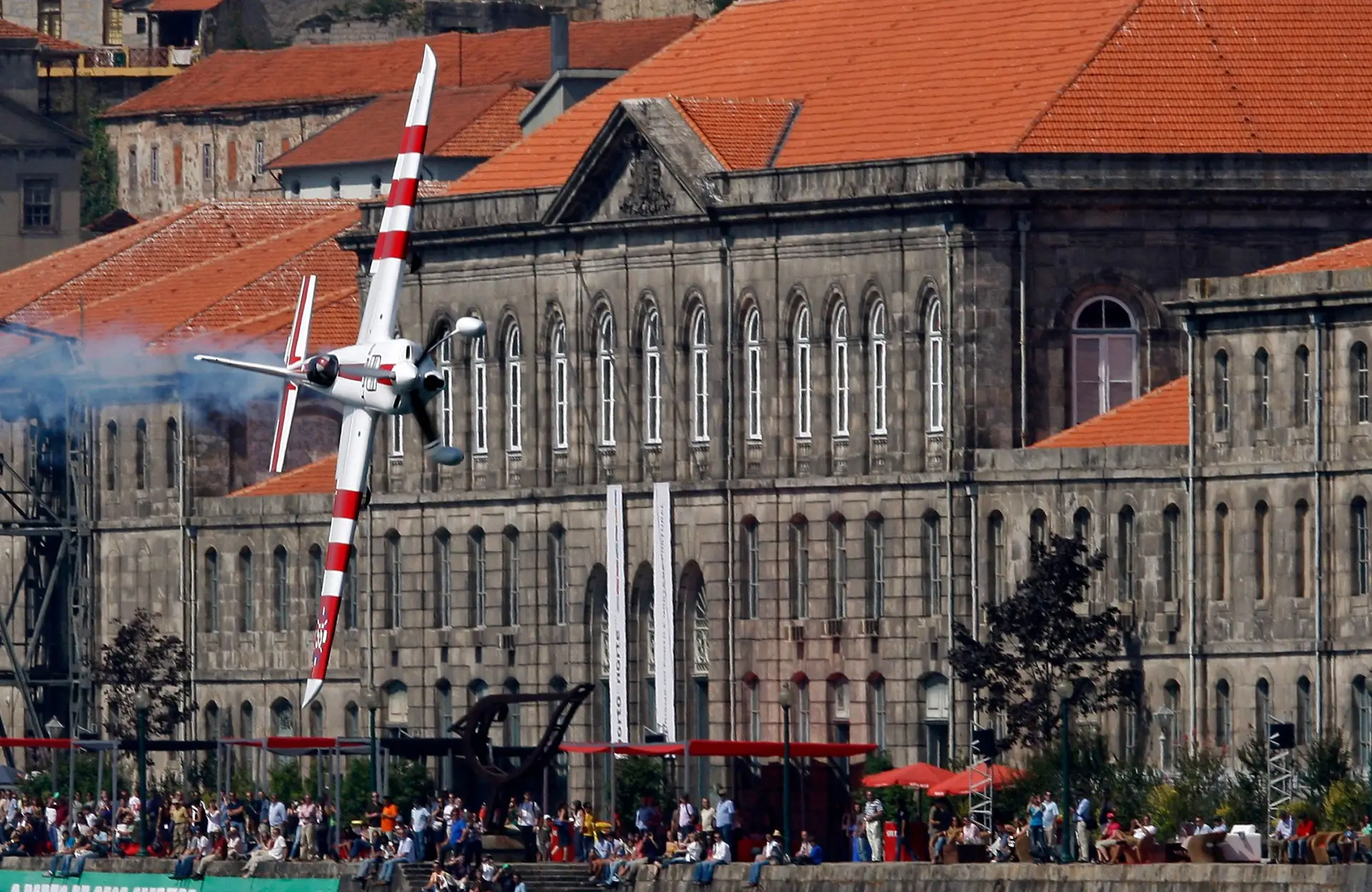 Organização internacional da Red Bull Air Race confirma prova no Porto em setembro