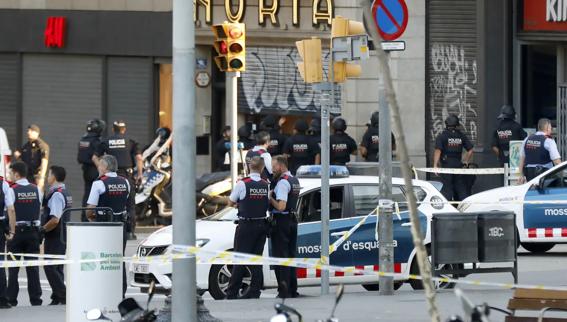 Atentado em Barcelona reivindicado pelo Daesh, 13 mortos e dezenas de feridos