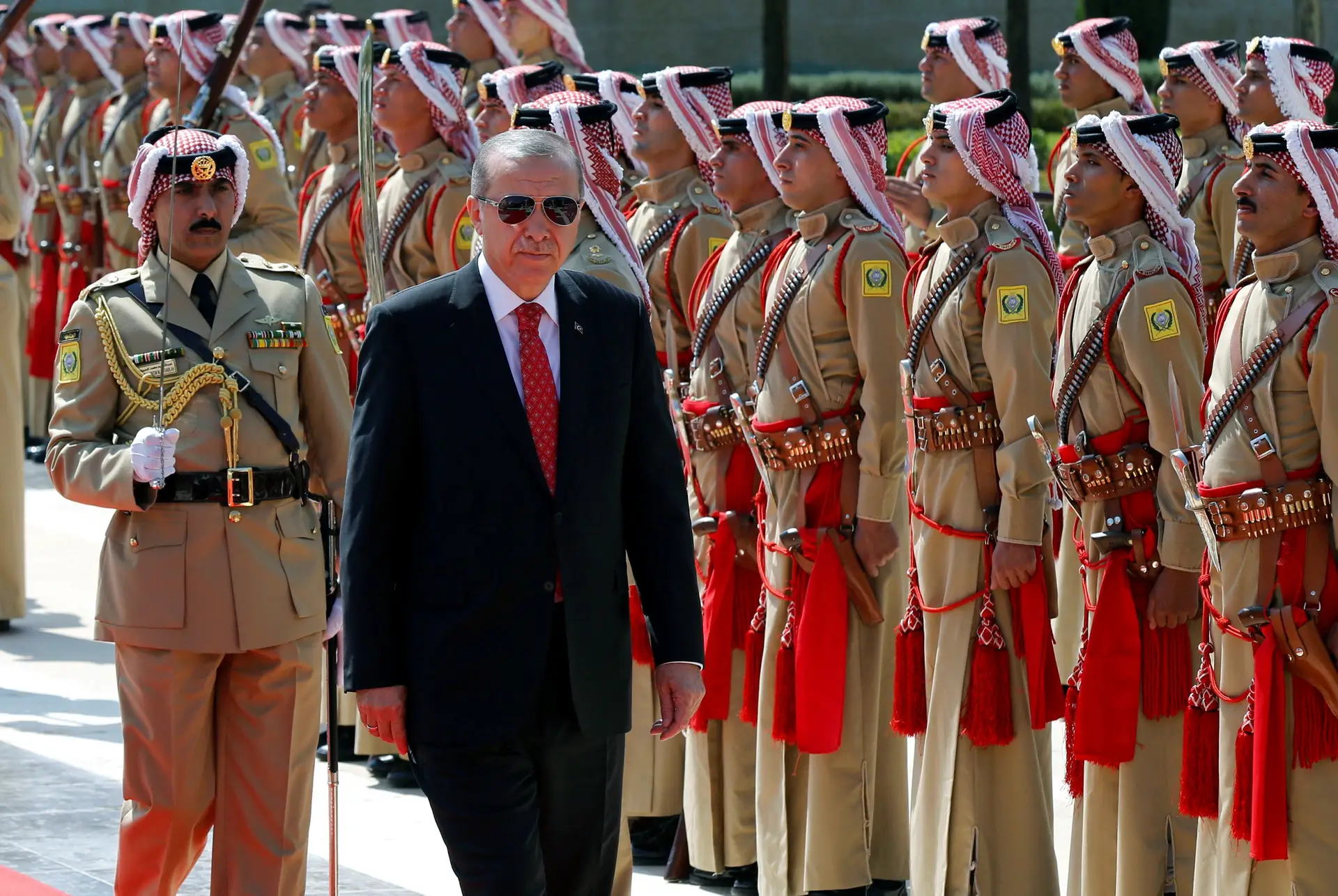 Erdogan pede aos alemães de origem turca para não votarem nos "inimigos da Turquia"