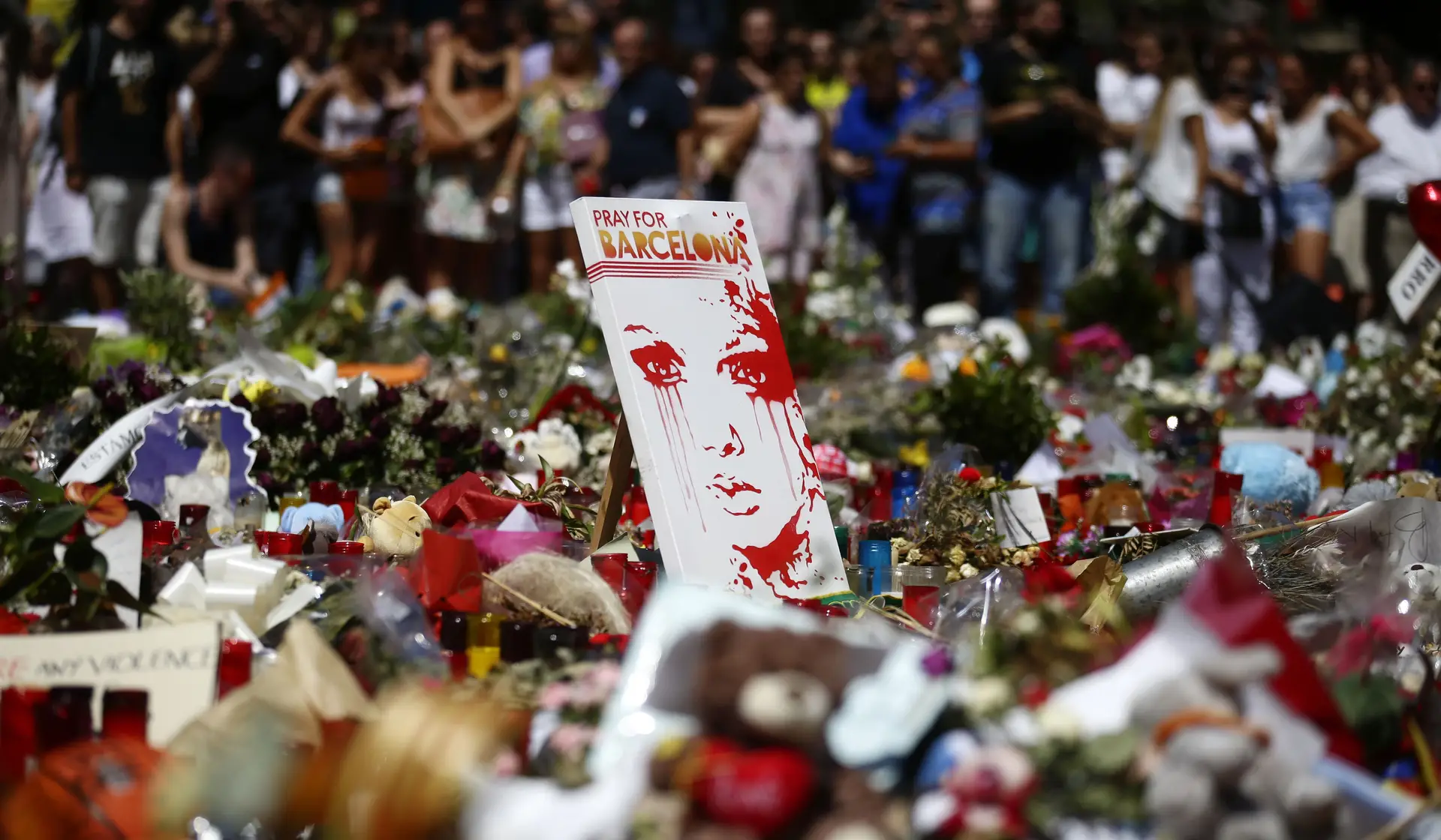 Um dos quatro suspeitos de Barcelona preparava ataque maior