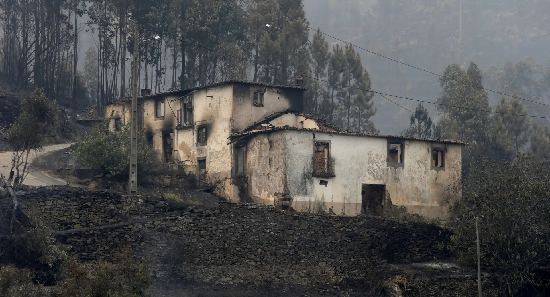 MAI autorizou 30 angariações de fundos para vítimas de incêndios de junho