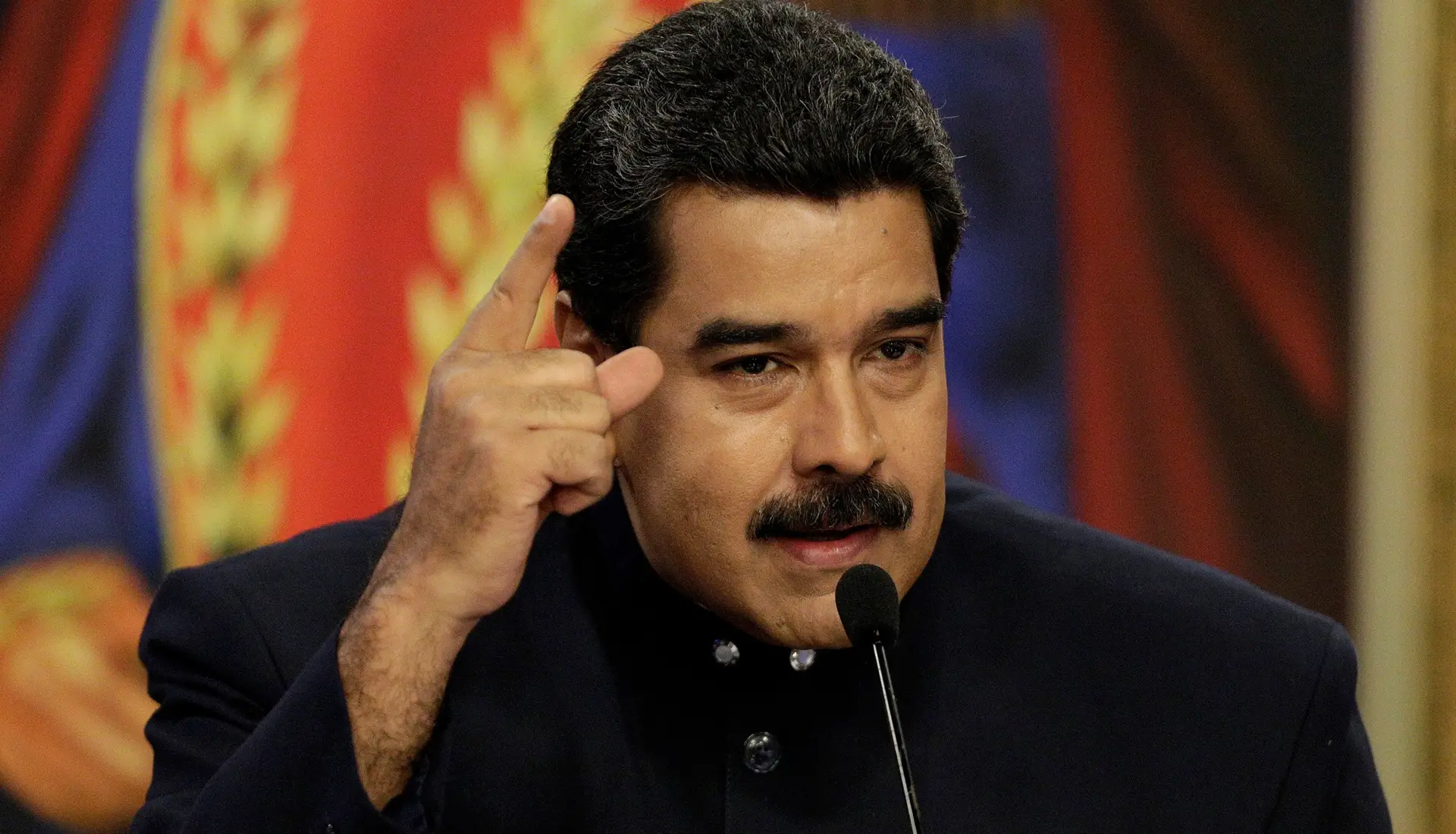 Nicolás Maduro vai candidatar-se a novo mandato em 2018