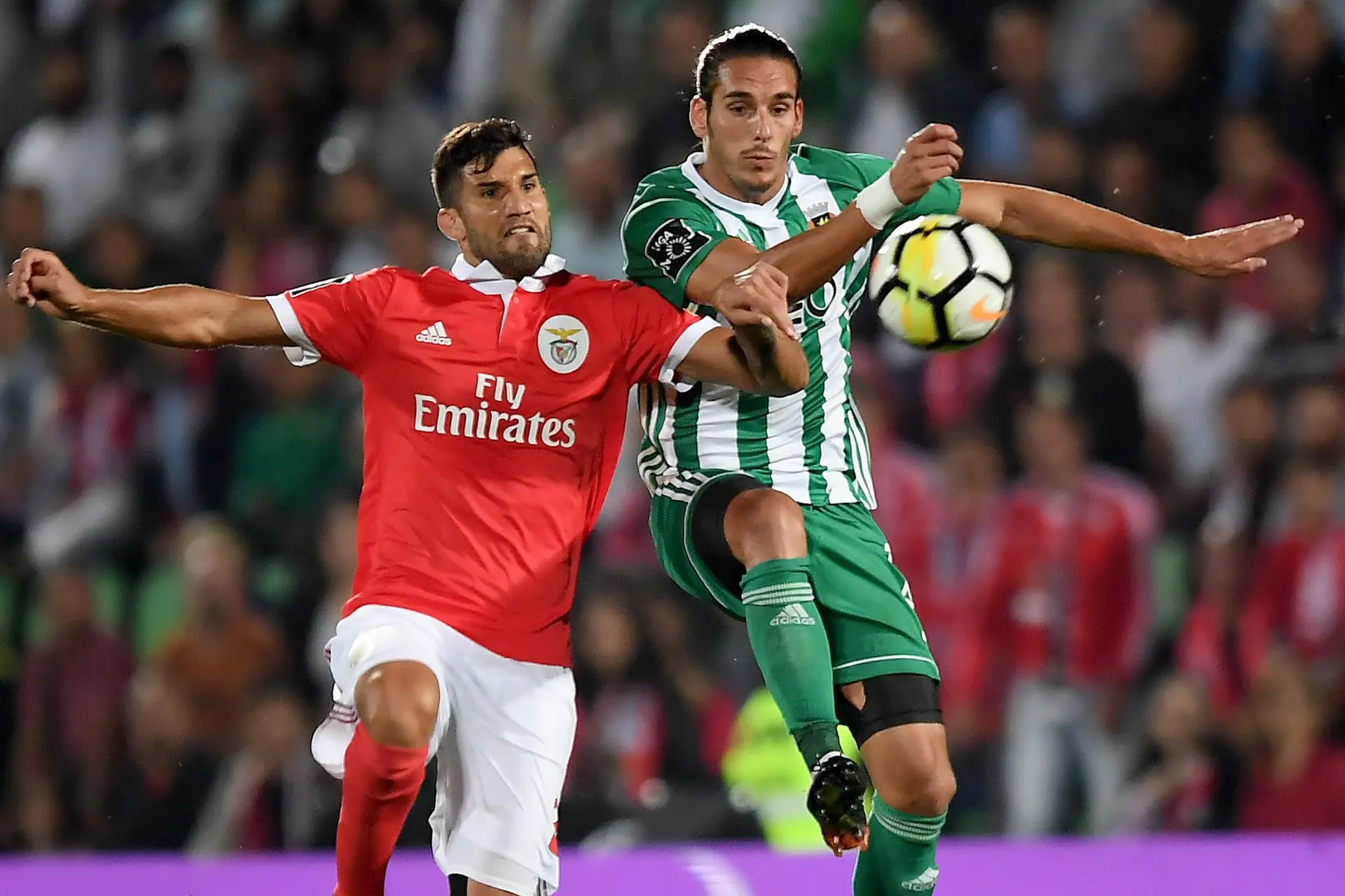 As duas equipas perderam pontos pela primeira vez neste campeonato.